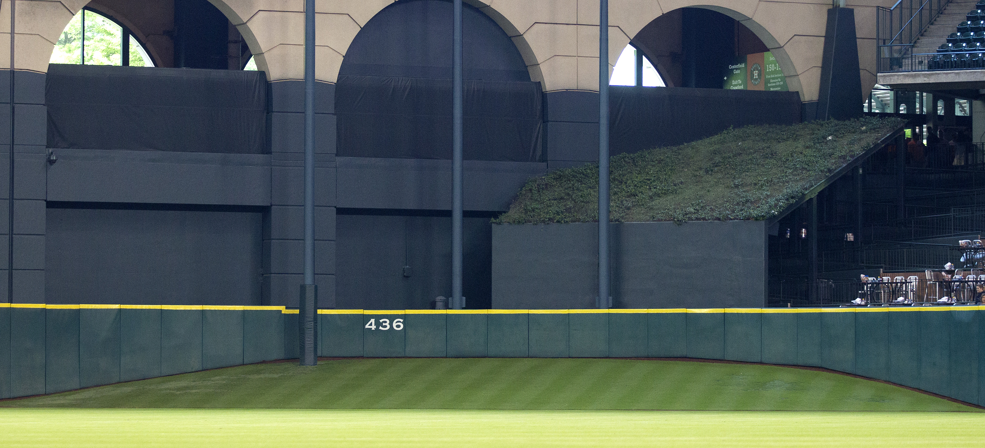 Astros to renovate center field, remove Tal's Hill