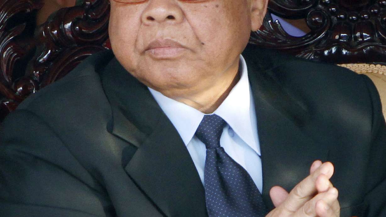 Chea Sim, a leader in post-Khmer Rouge Cambodia, dies at 82