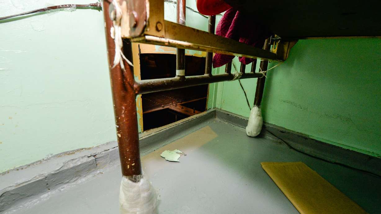 How real-life prison escape compares with 'Shawshank'