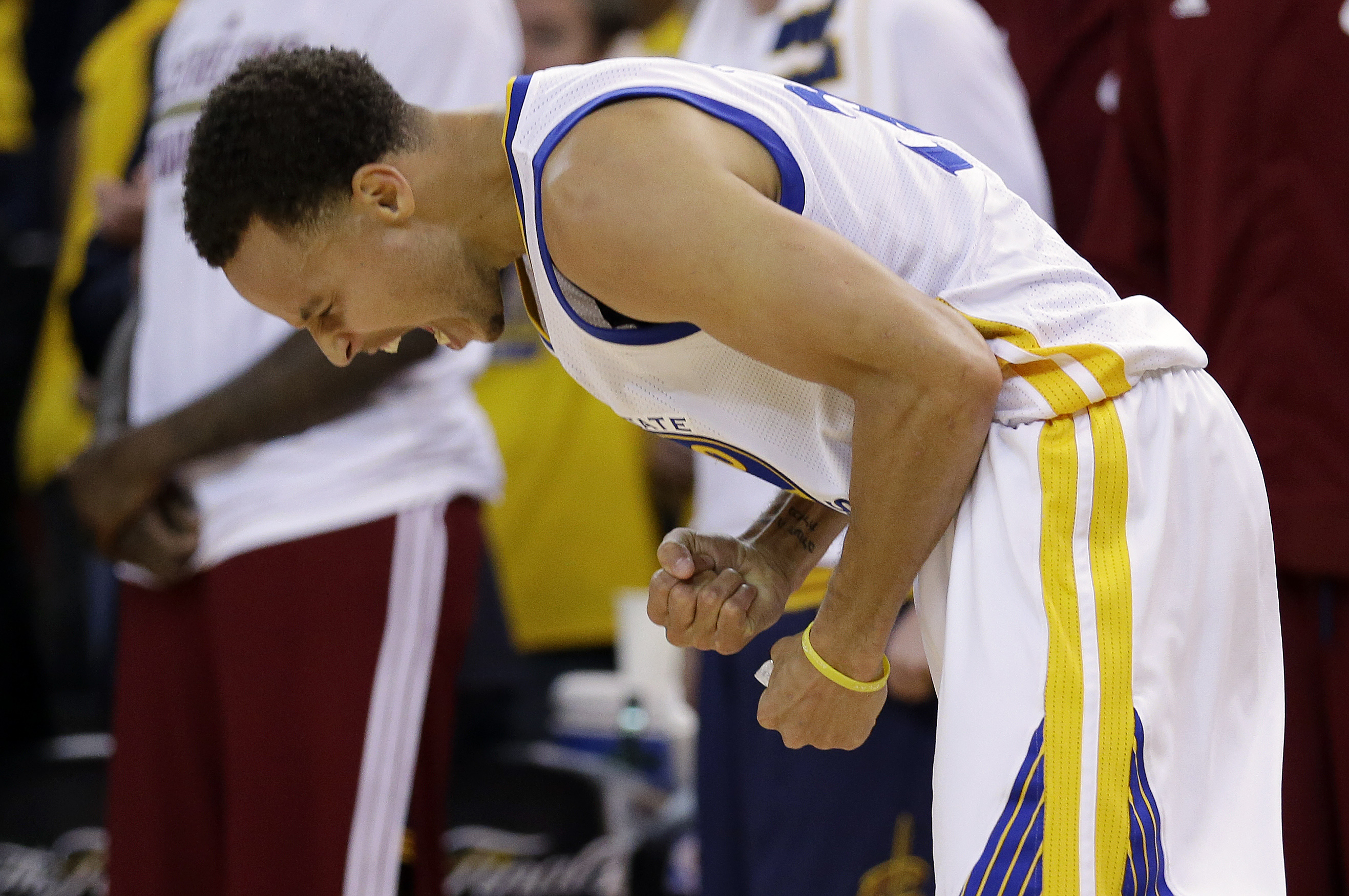 Curry's popularity prompts Davidson SID to change number