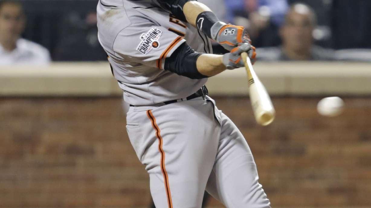 Giants hit 3 HRs off struggling Harvey in 8-5 win over Mets