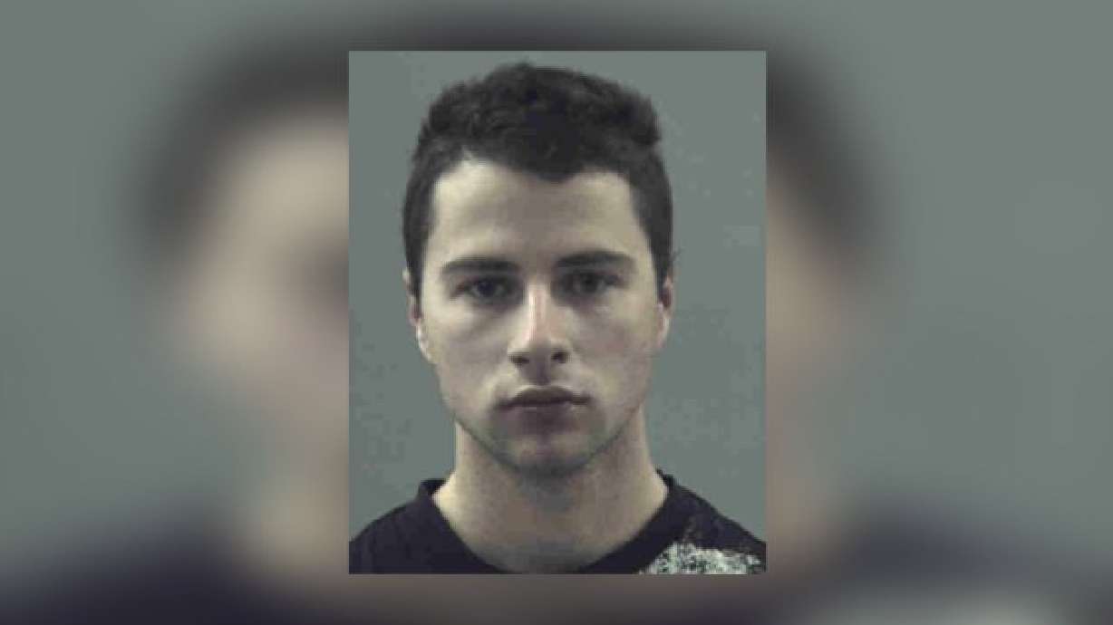 Ayudante de profesor de UT es enviado a la cárcel por conducta sexual con niña de 14 años