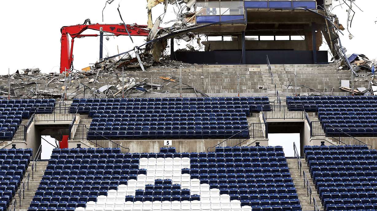 Ruling forces USU, Maverik to reveal contract details