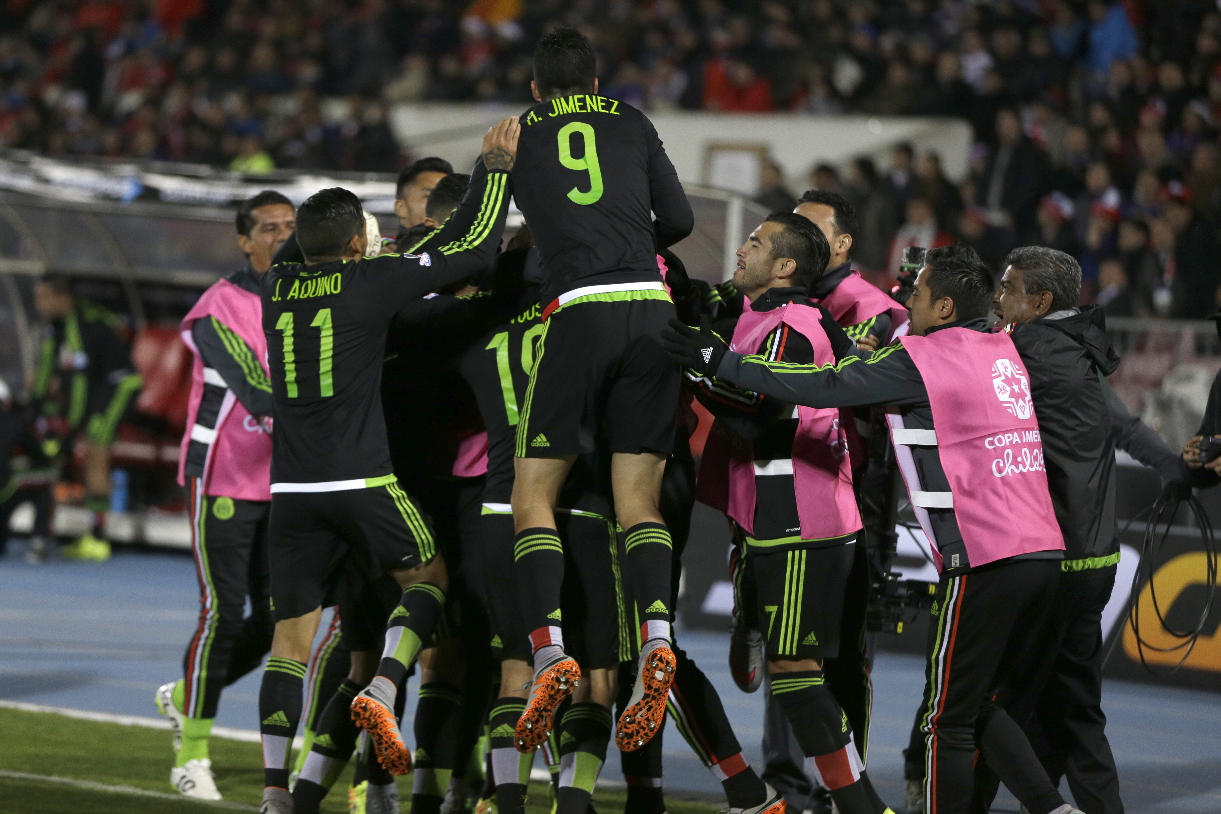 Host Chile held to 3-3 draw by Mexico at Copa America
