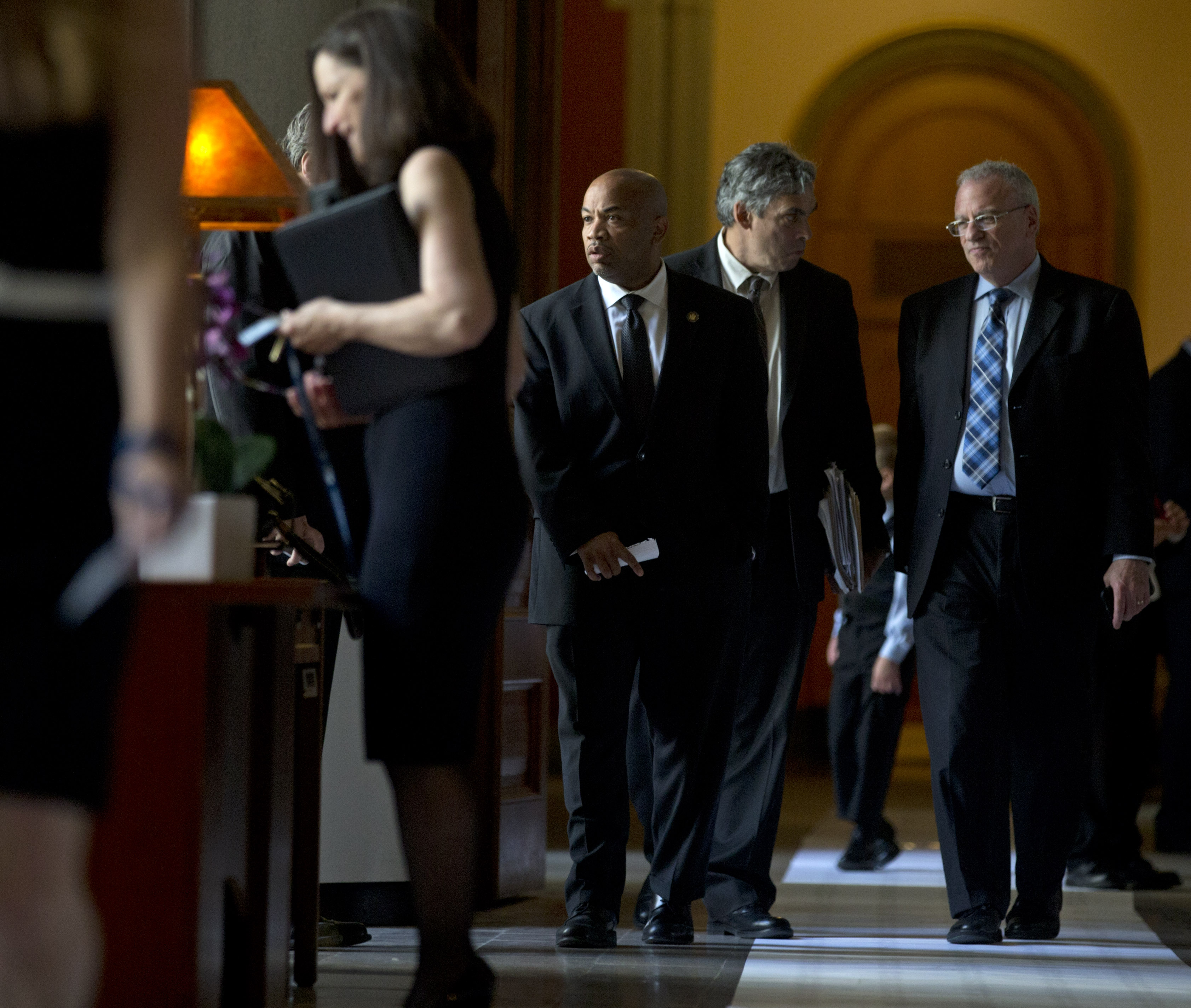 Showdown over rent sends NY lawmakers into overtime