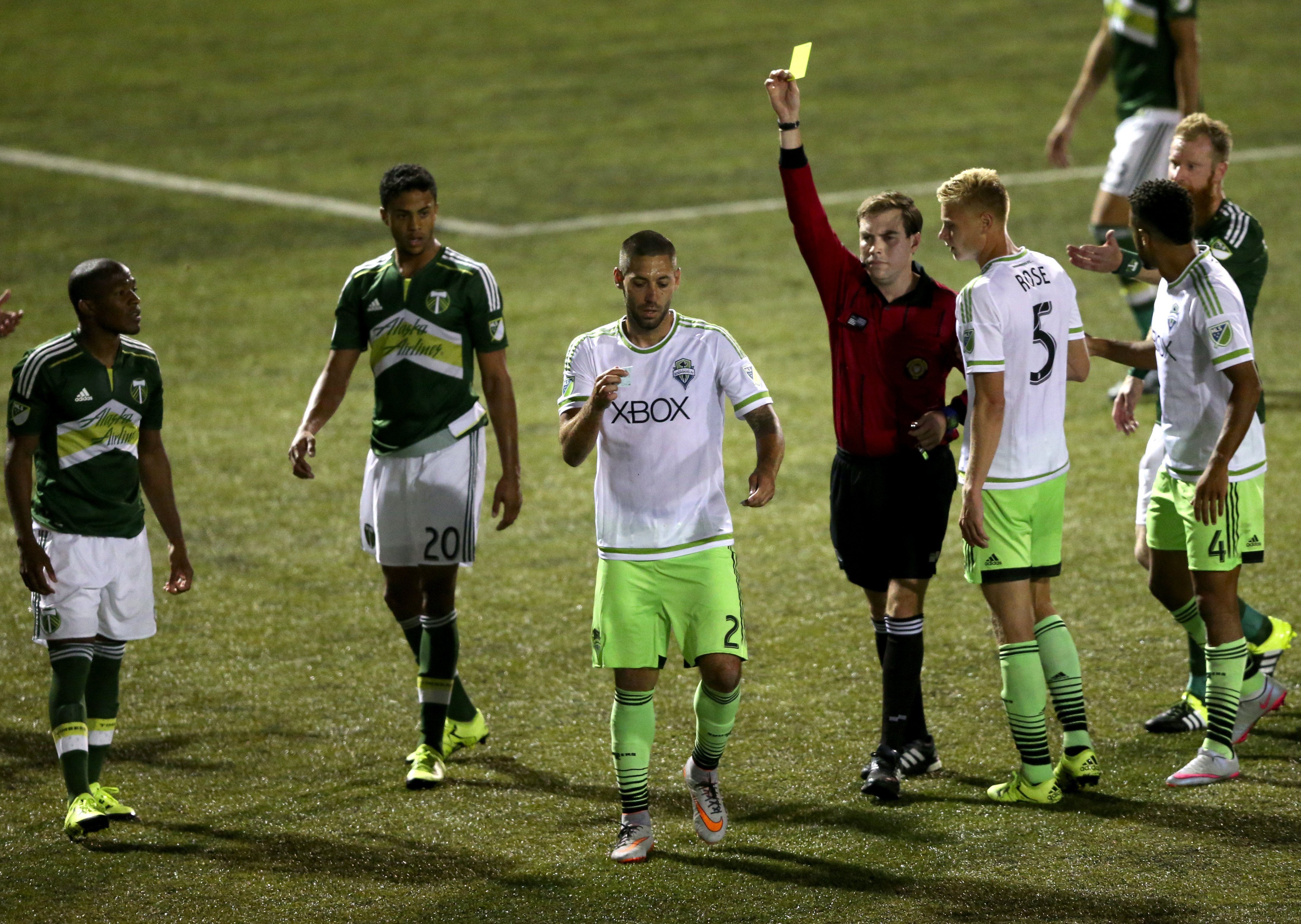 Clint Dempsey suspended 3 games for confrontation