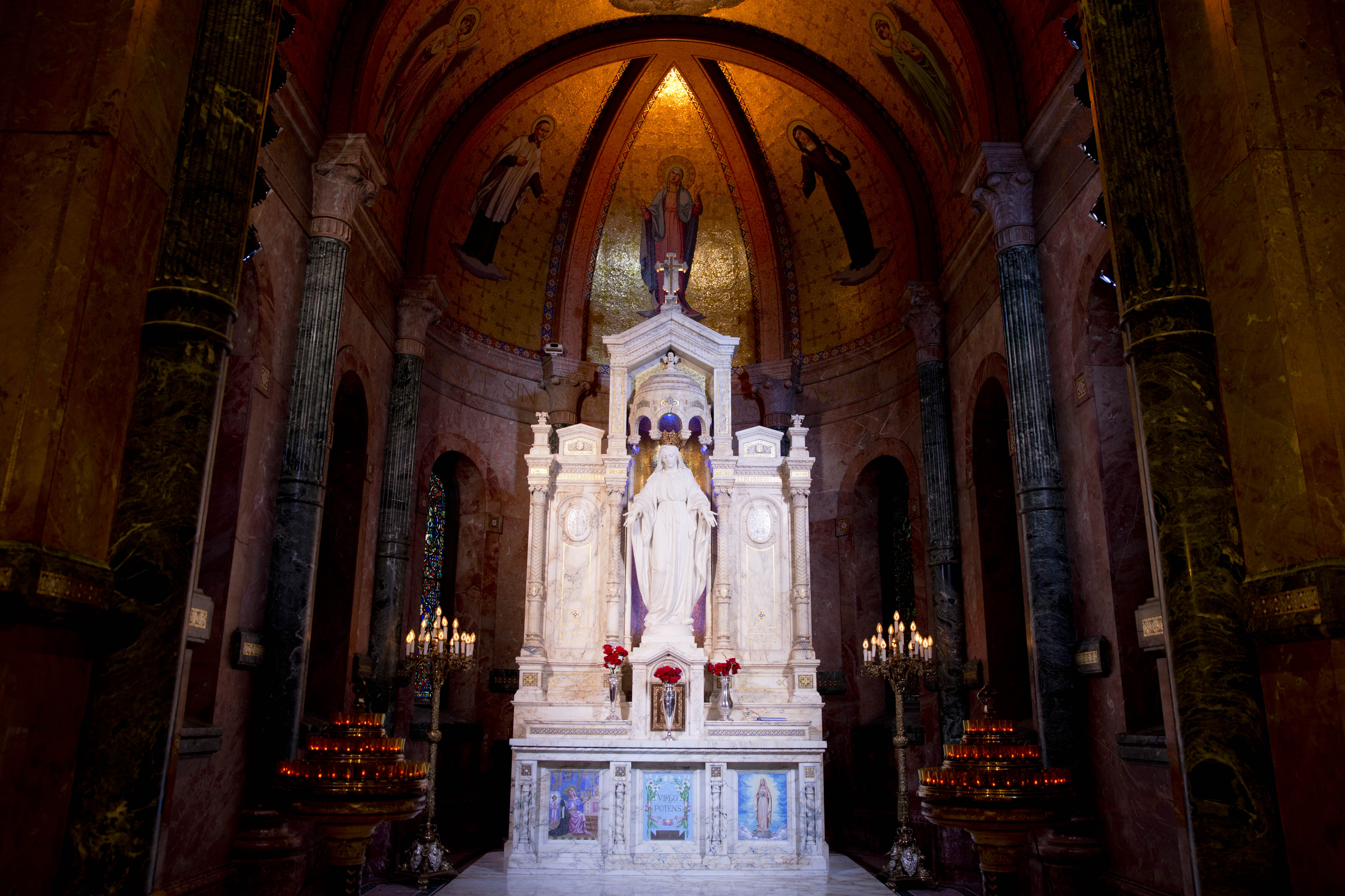 Catholic shrines team up to draw pilgrims during pope visit