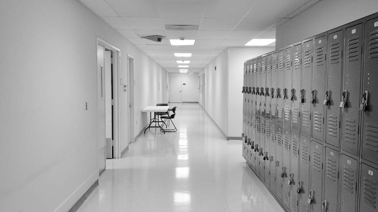 High school legging, yoga pant restrictions angering students