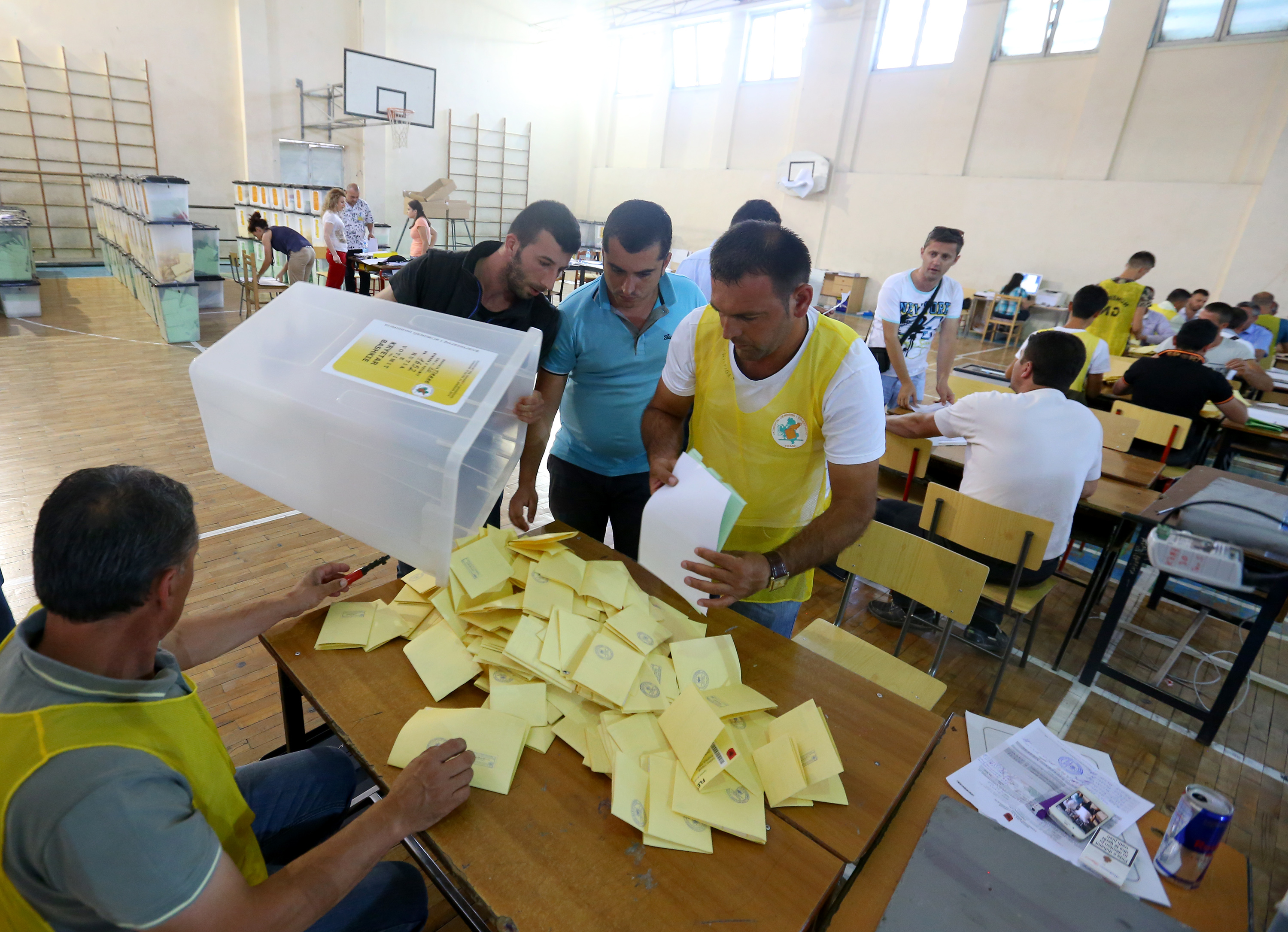 Socialist-led coalition wins town hall elections in Albania