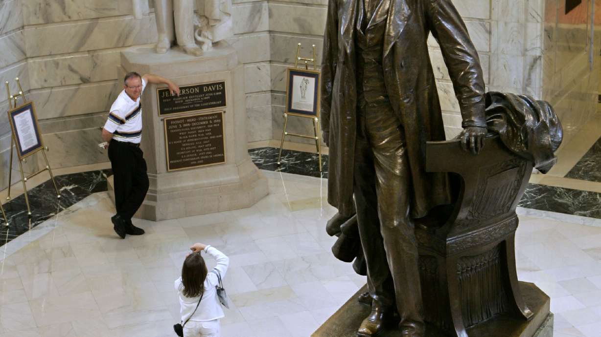 After Charleston, South revisits its many Confederate images