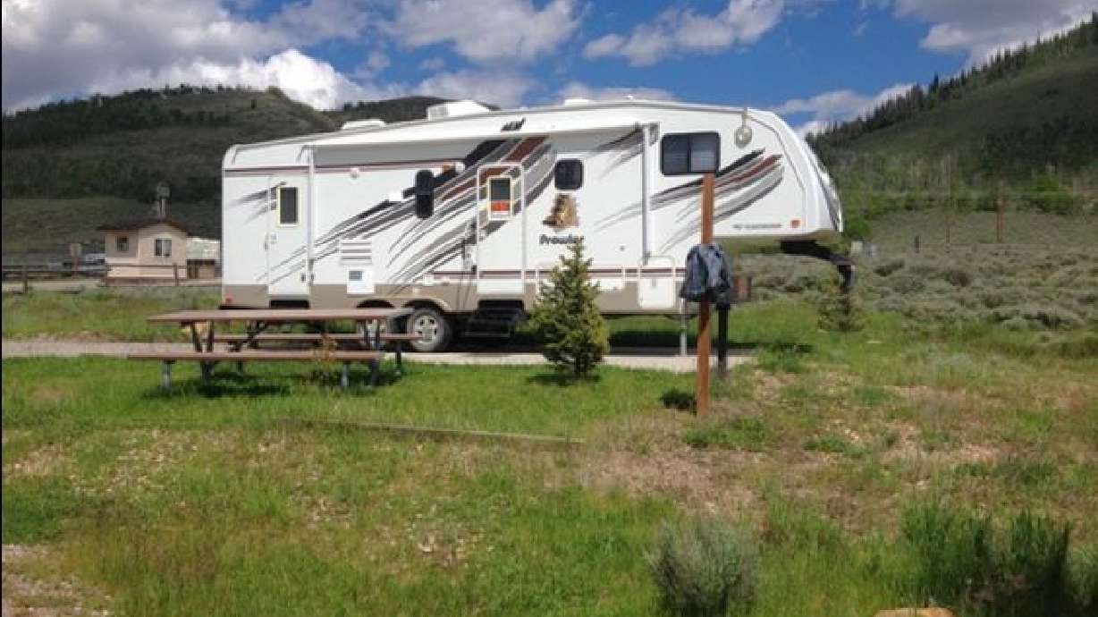 Parque estatal de UT agrega un RV para la renta y muchas más comodidades para acampar