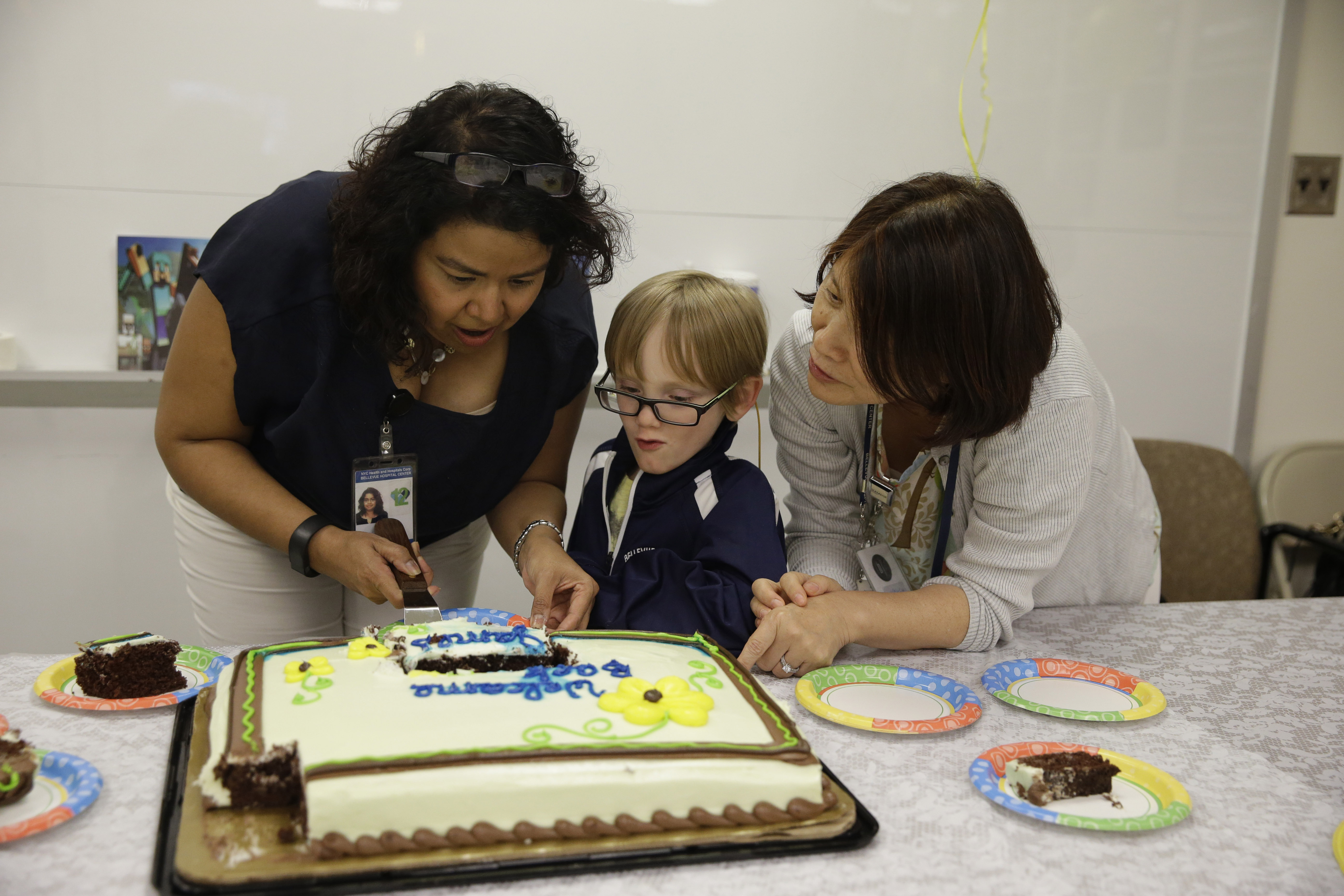 Hospital homecoming for Australian born prematurely in NYC