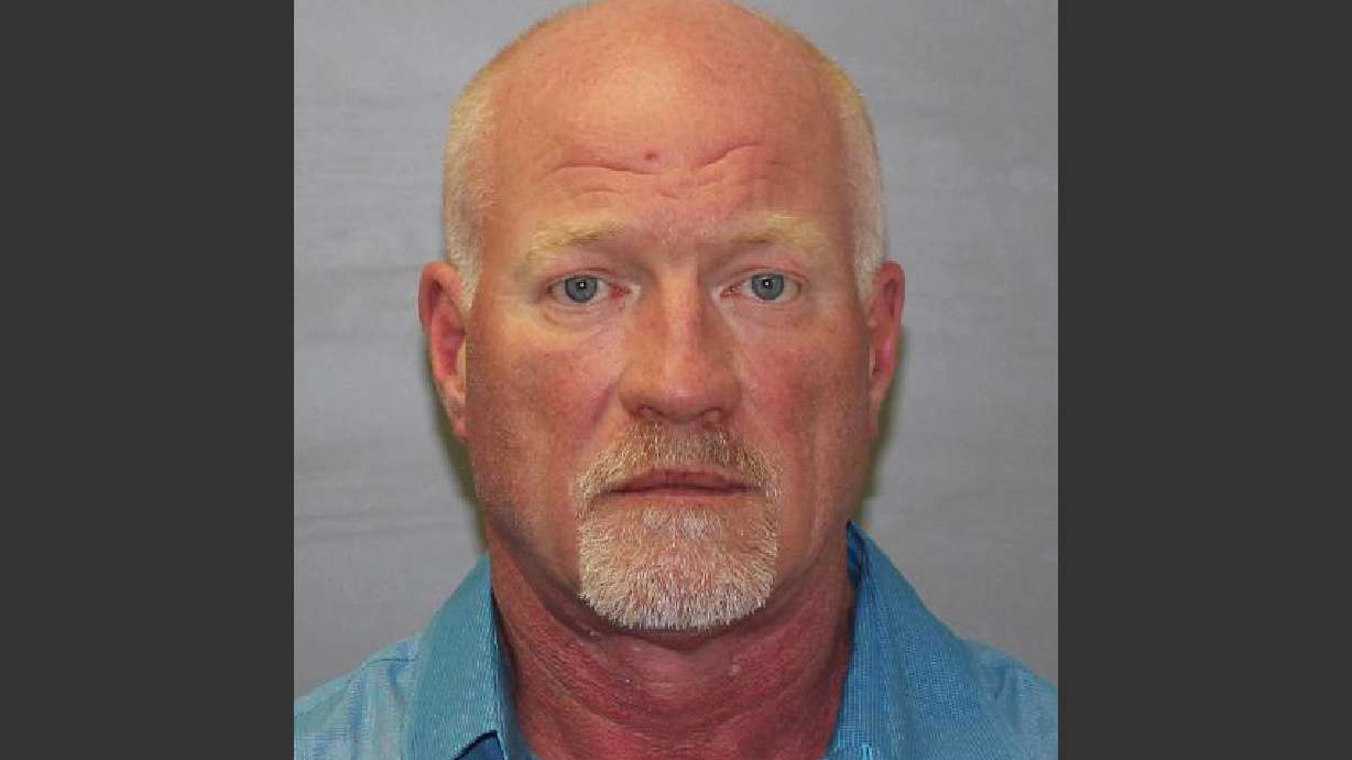 The Latest: Lawyer says NY guard didn't know of escape plot