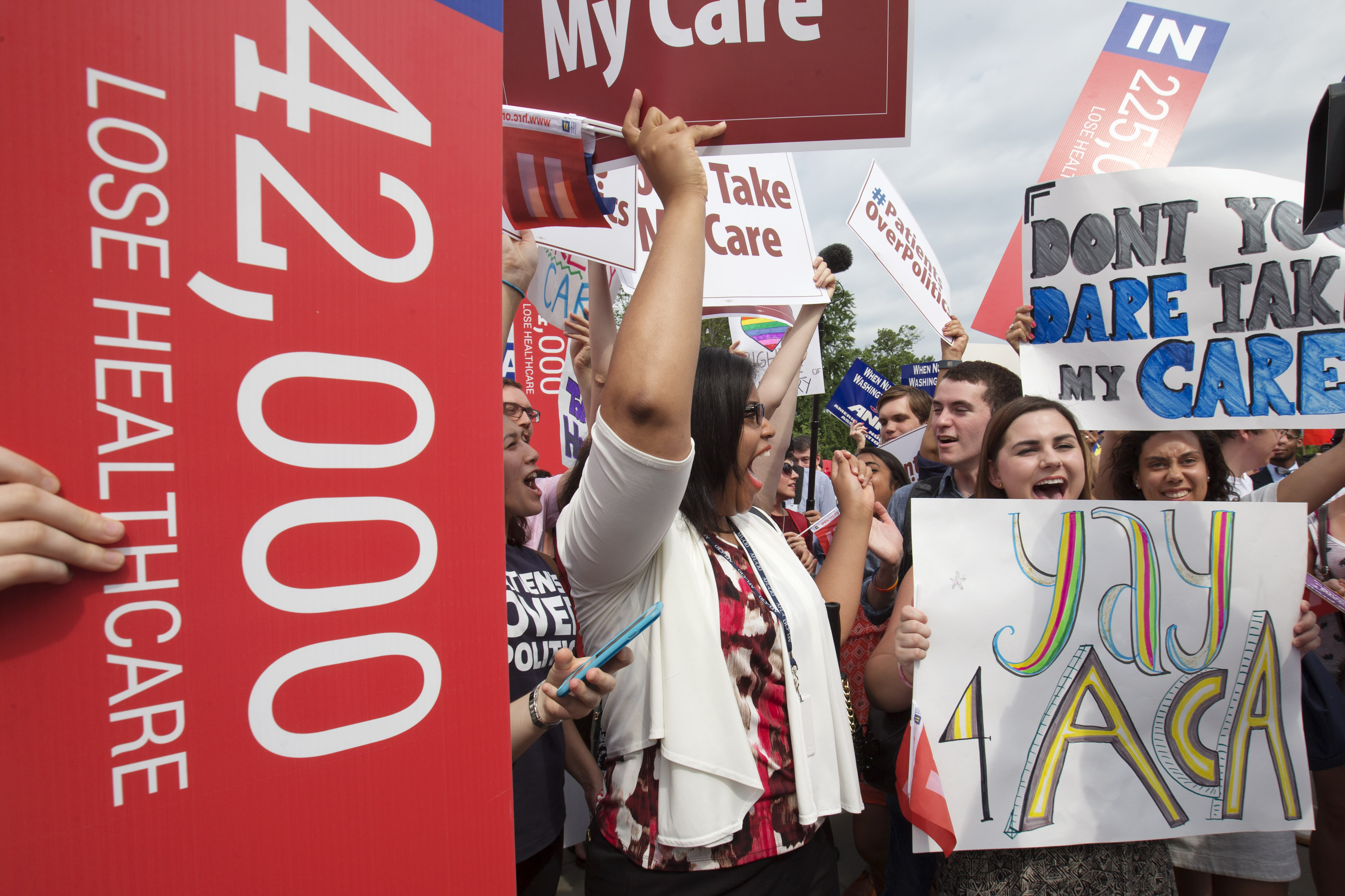 Obama health care law survives second Supreme Court fight