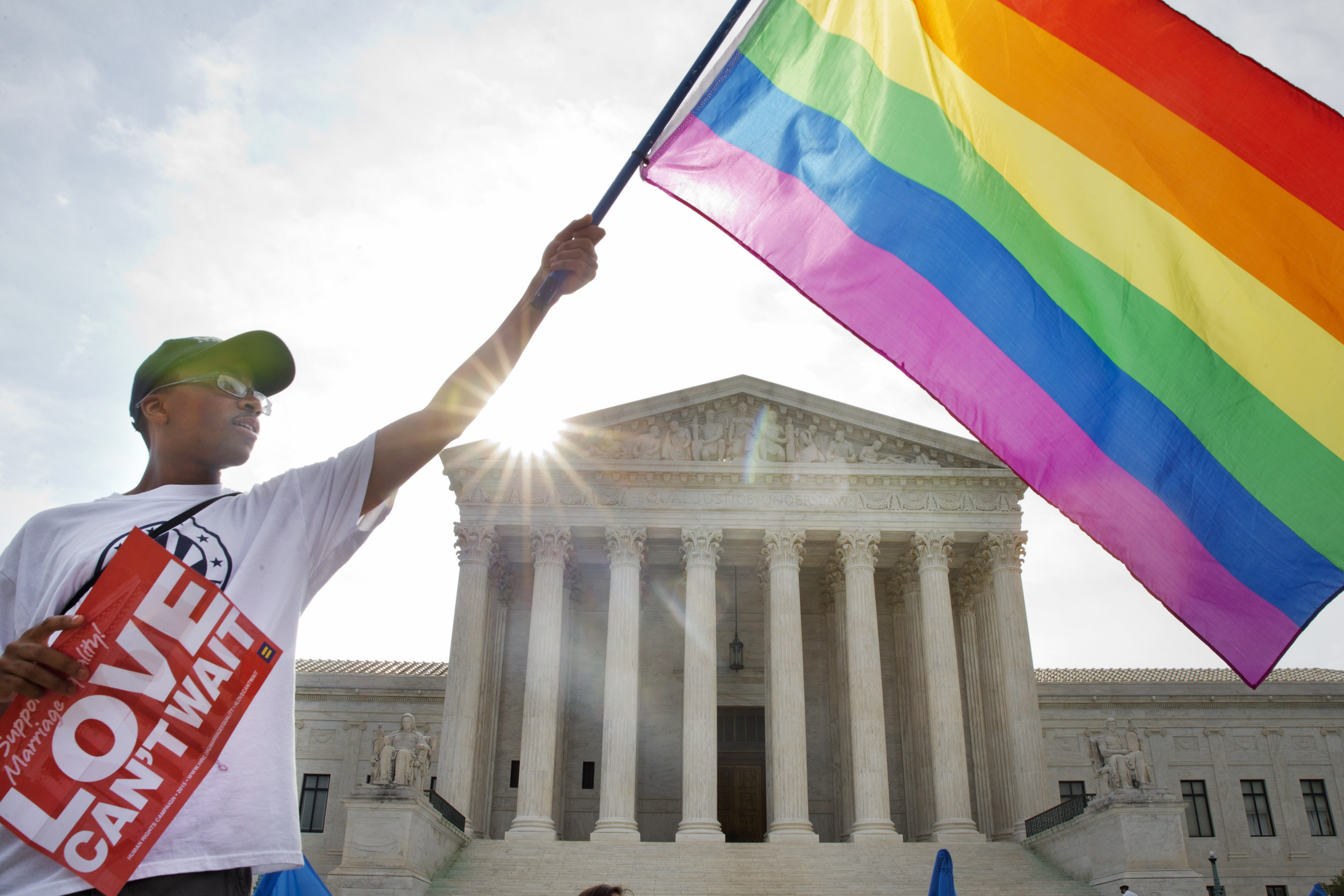 Supreme Court declares nationwide right to same-sex marriage