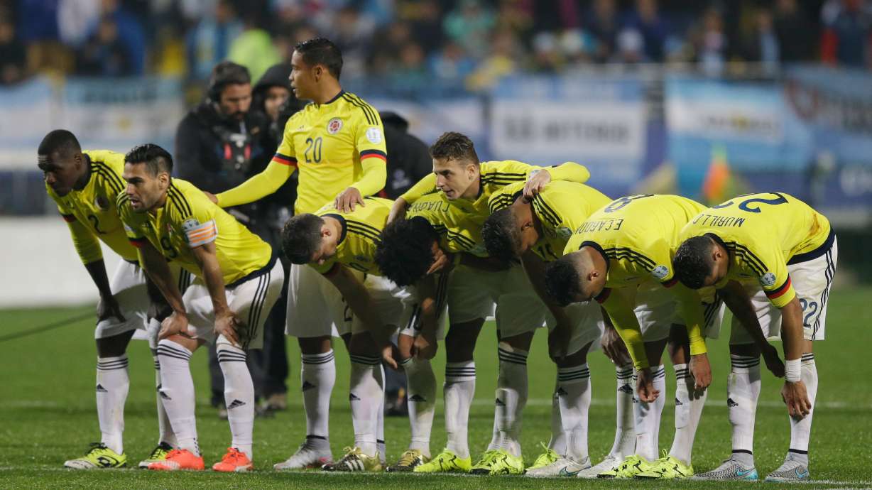 Argentina tops Colombia 5-4 in shootout, reaches Copa semis