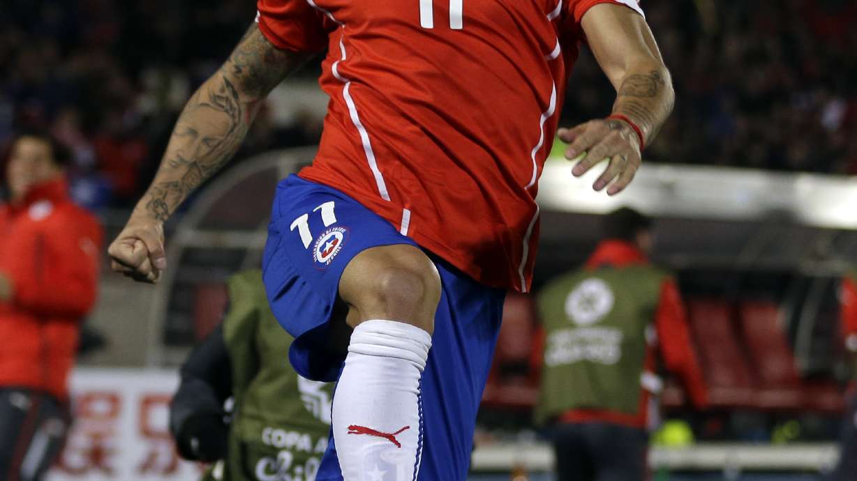 Chile beats Peru 2-1 to reach Copa America final