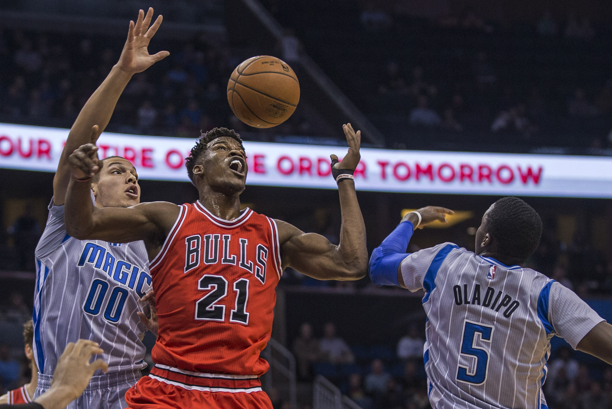 AP Source: Bulls reach 5-year, $90M deal with Jimmy Butler