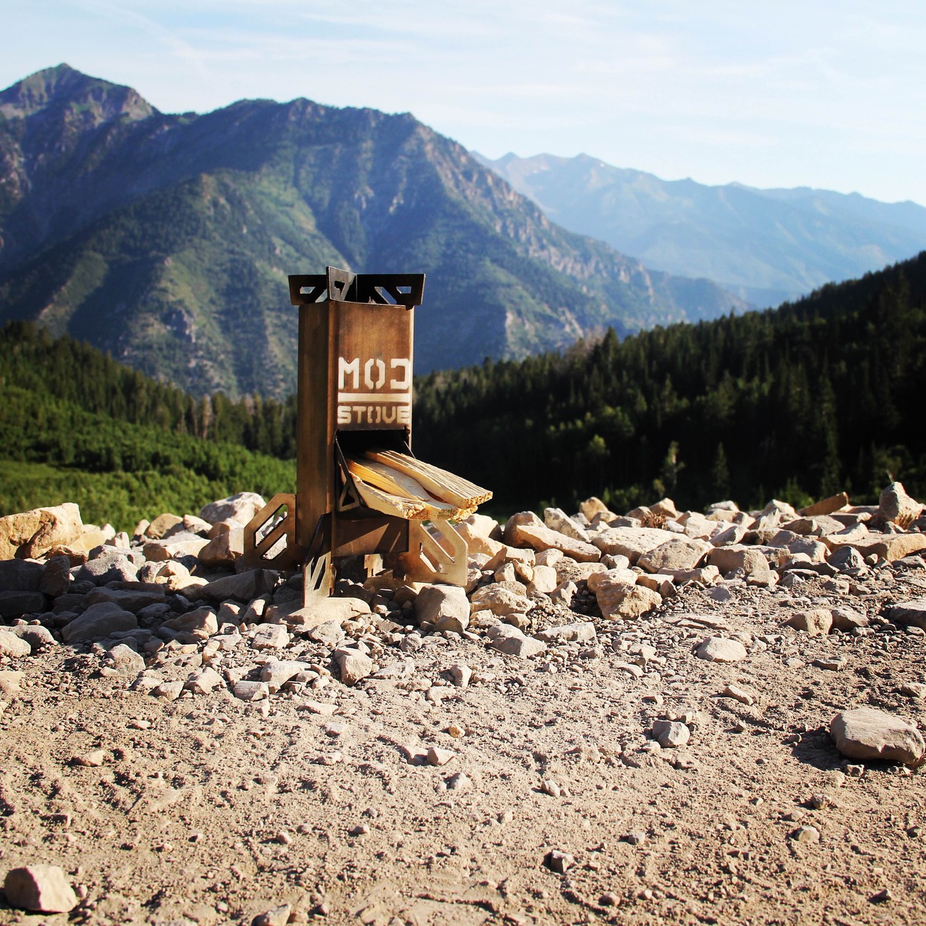 Compact modular stove created by Utahn burns variety of fuel sources