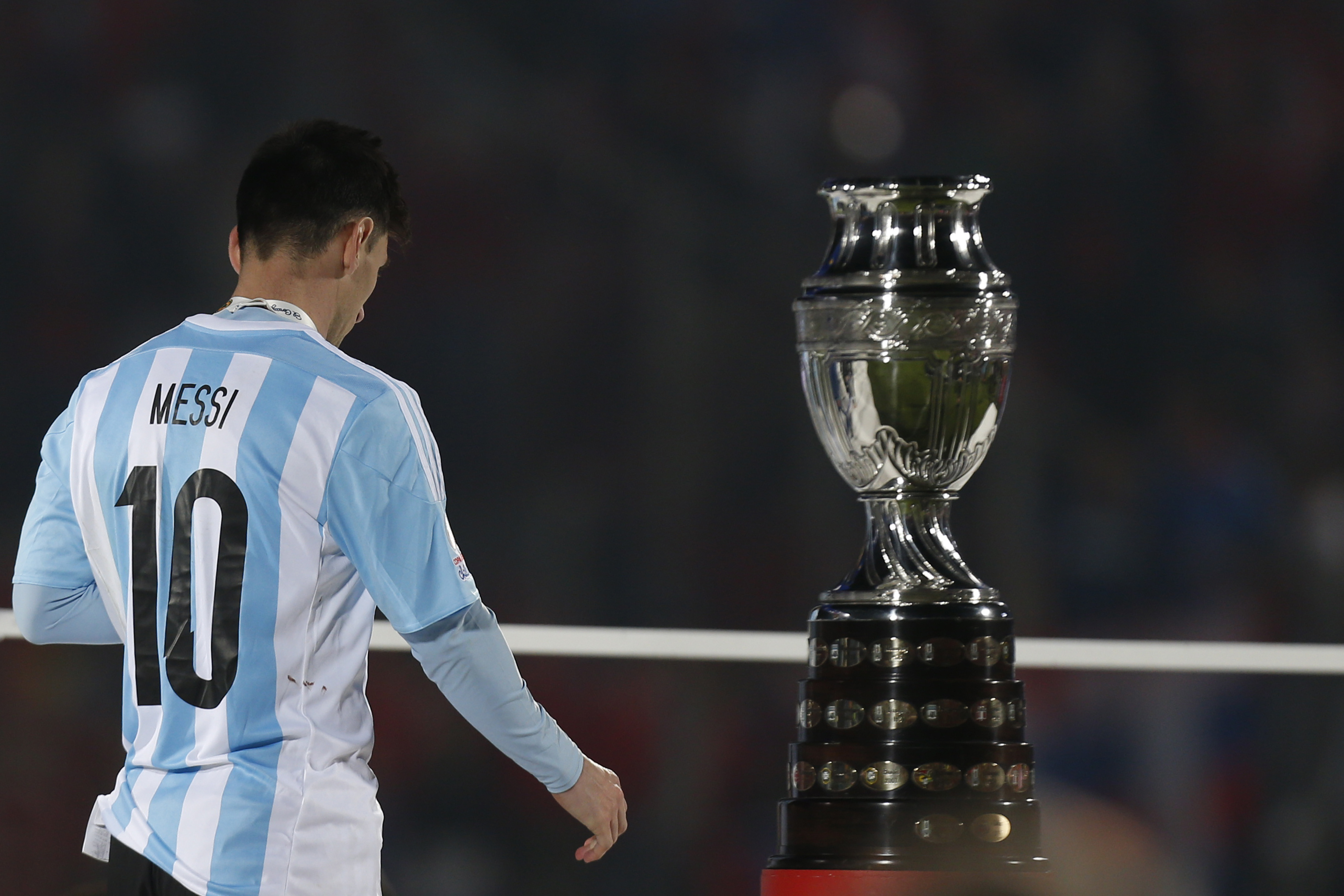 Messi fails again with Argentina's national team