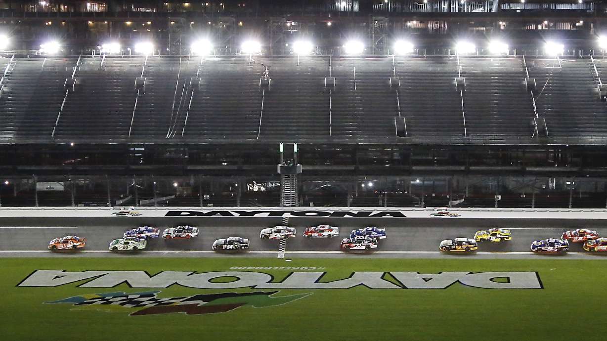 Austin Dillon wins Xfinity Series race at Daytona