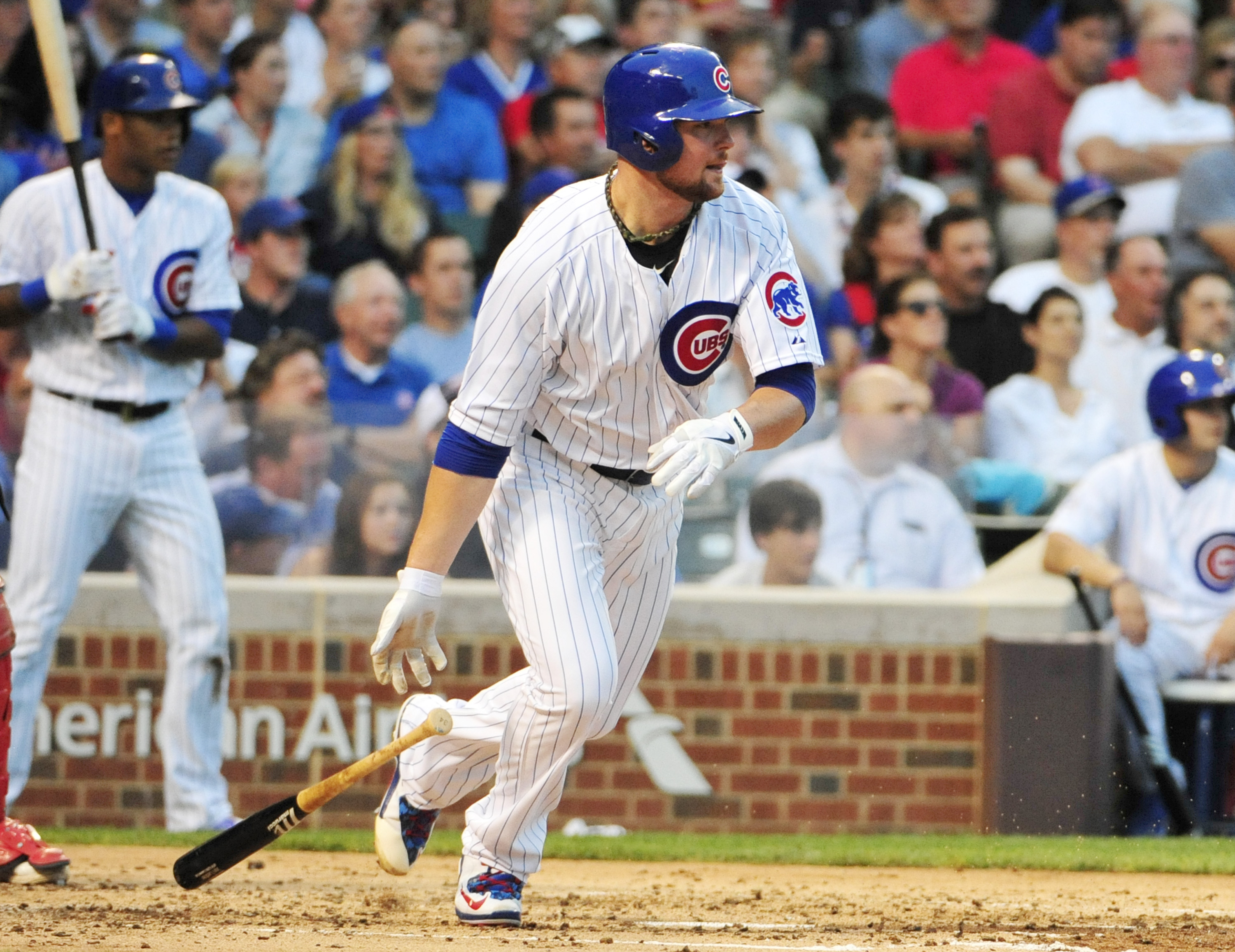 Cubs pitcher Jon Lester gets 1st career hit in 67th at-bat