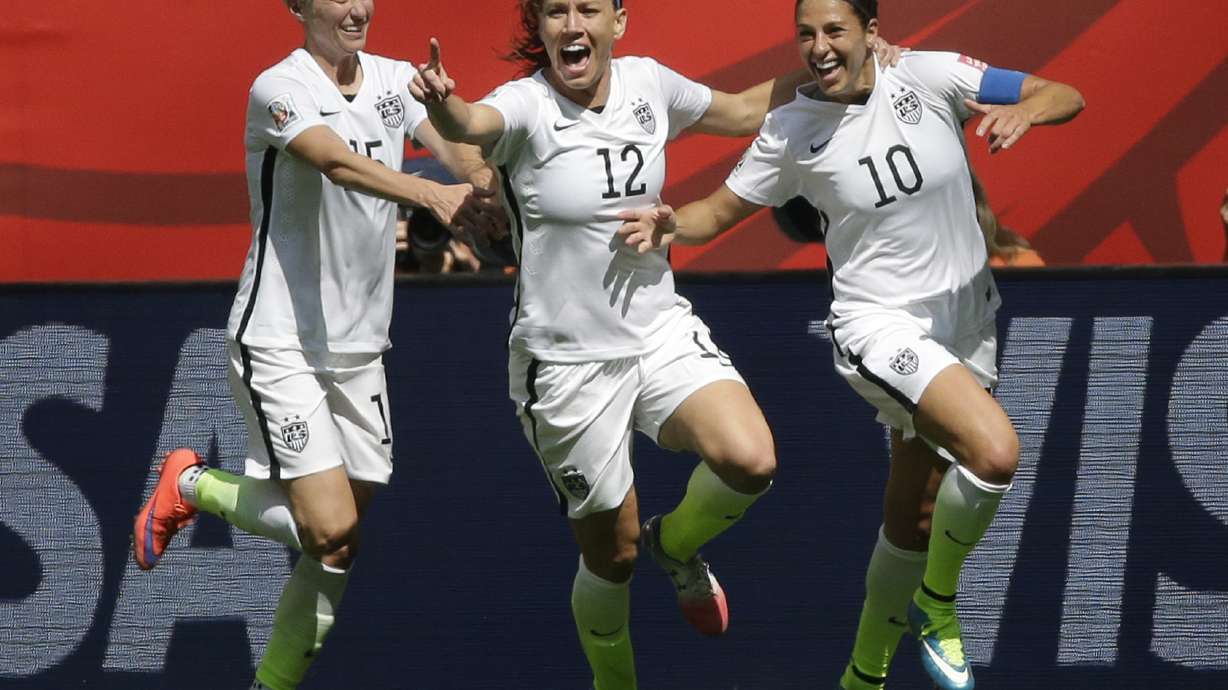 Lauren Holiday plans to retire from US women's national team