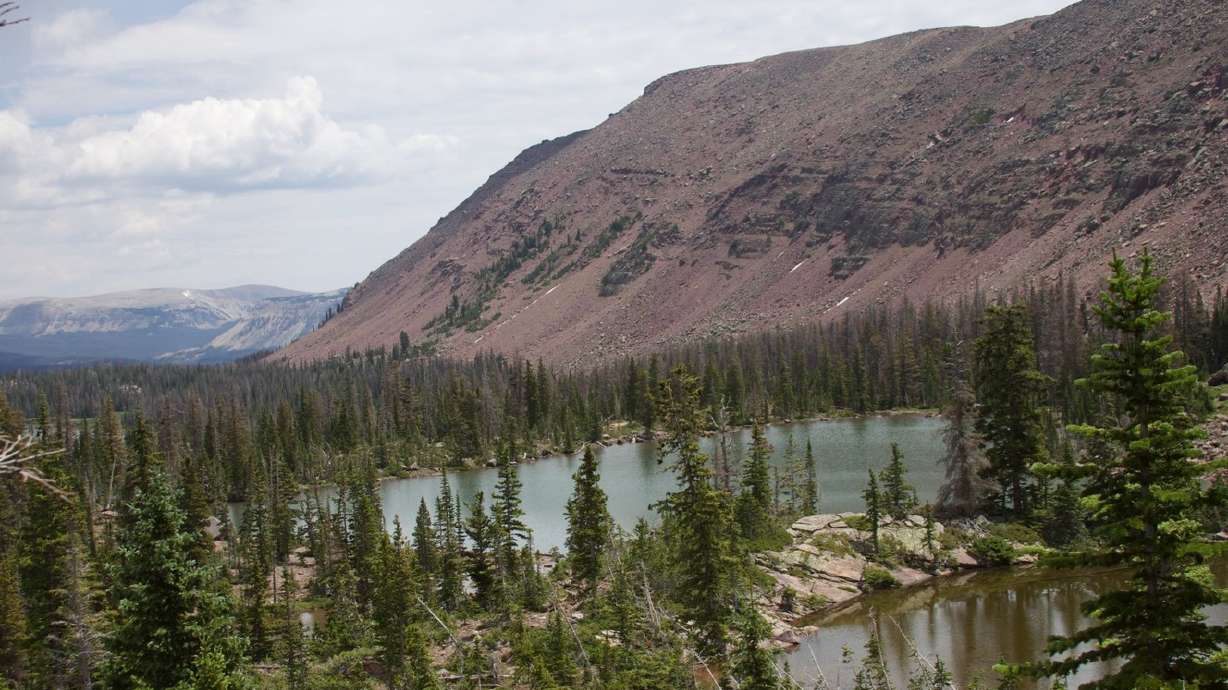 Hiking to Grandaddy Lake in the High Uintas