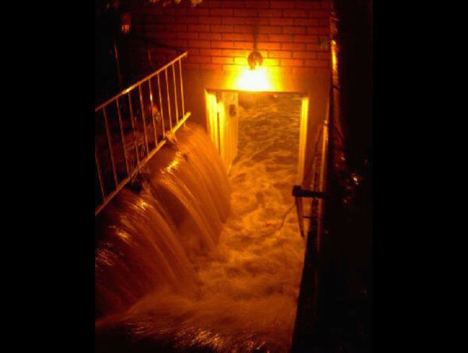 Lluvia e inundación destruye todas las pertenencias de una familia de UT