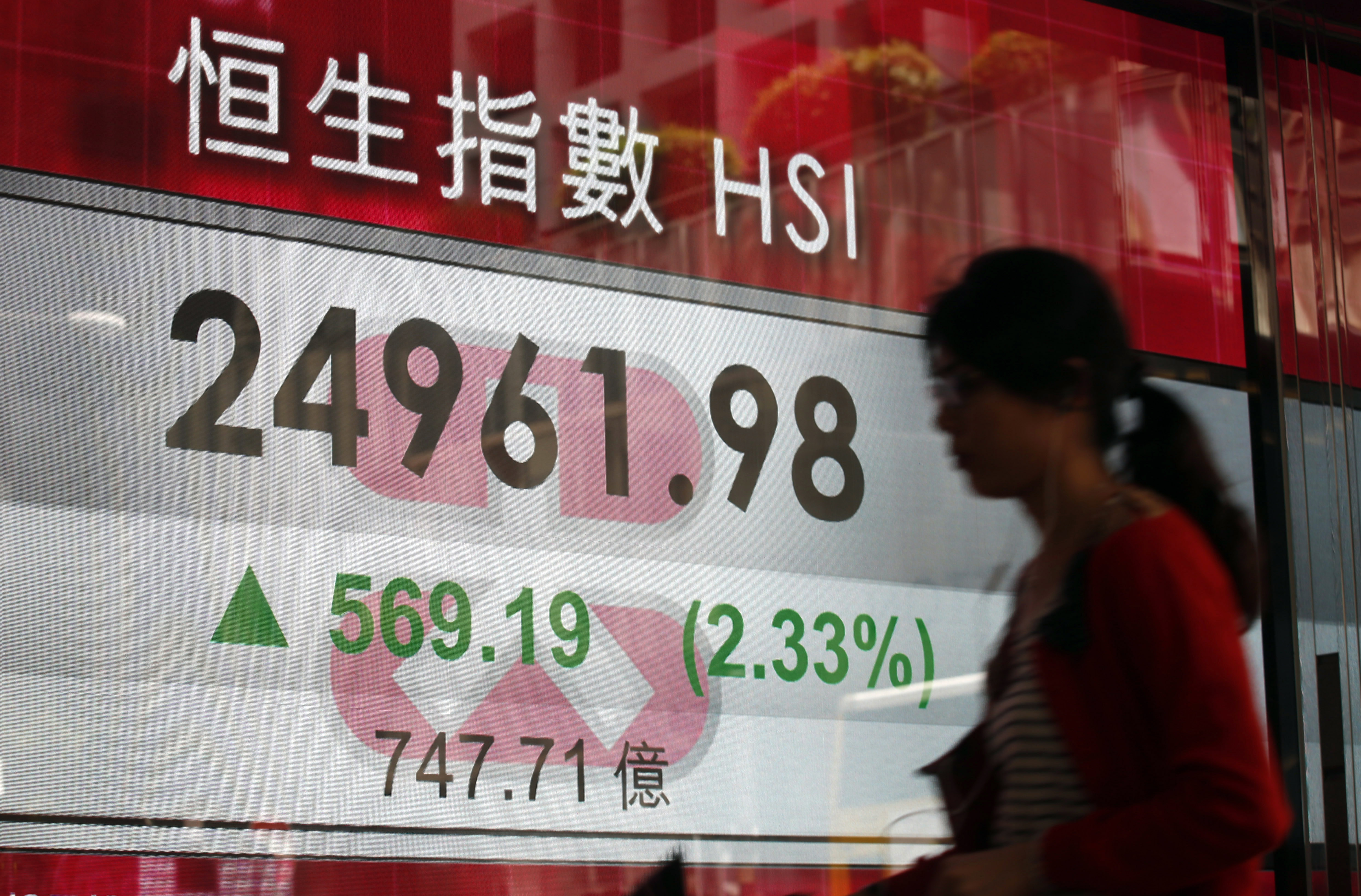 US stocks open higher as Greece moves closer to a debt deal