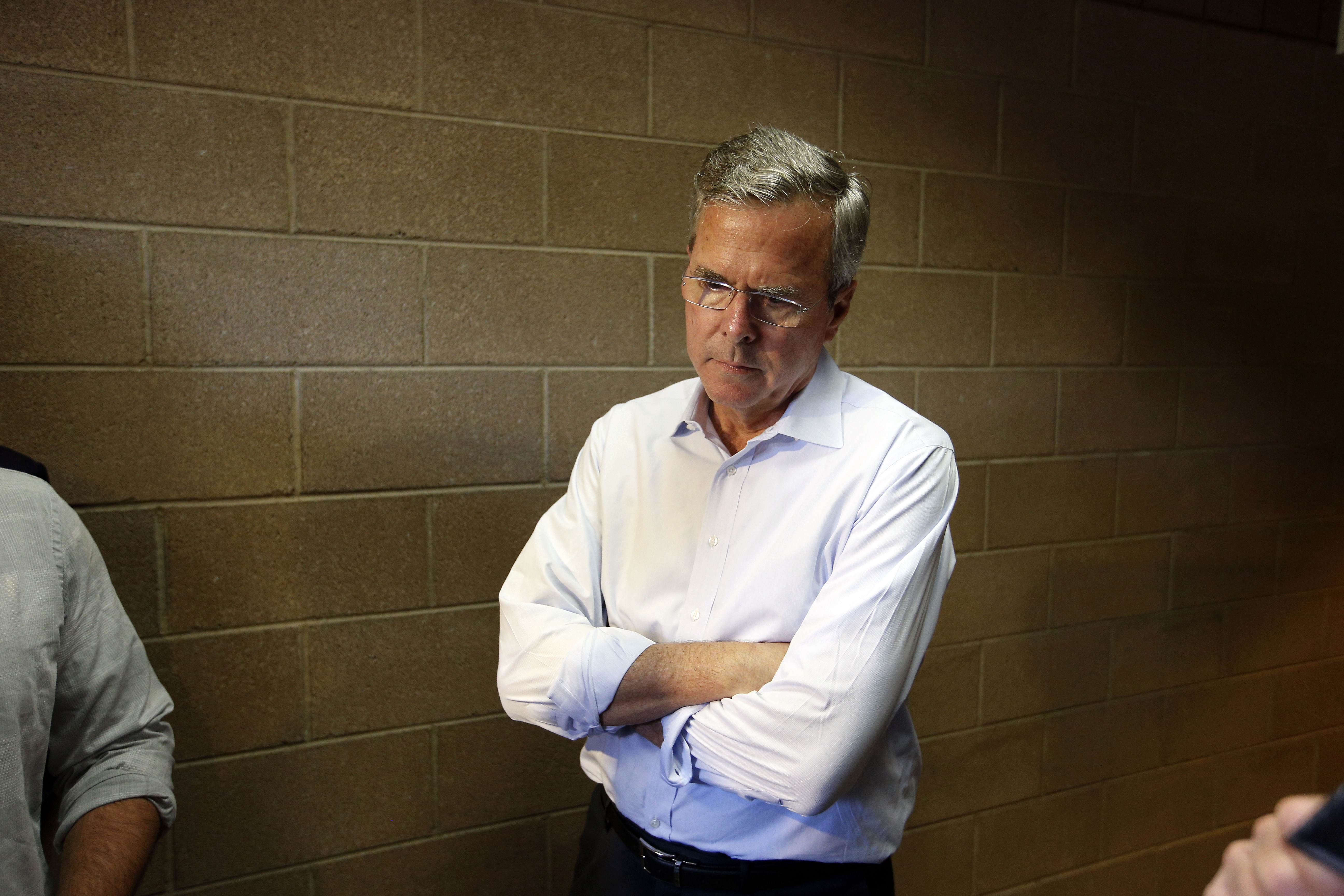 Pro-Bush group with almost $100 million to echo candidate