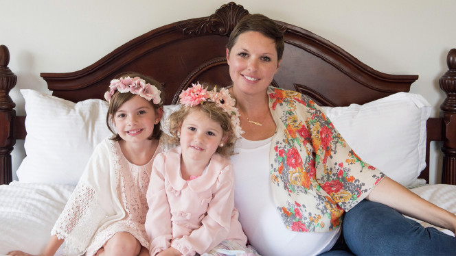 Mamá de UT lucha por ser feliz mientras espera a su bebé y desafía un cáncer terminal 