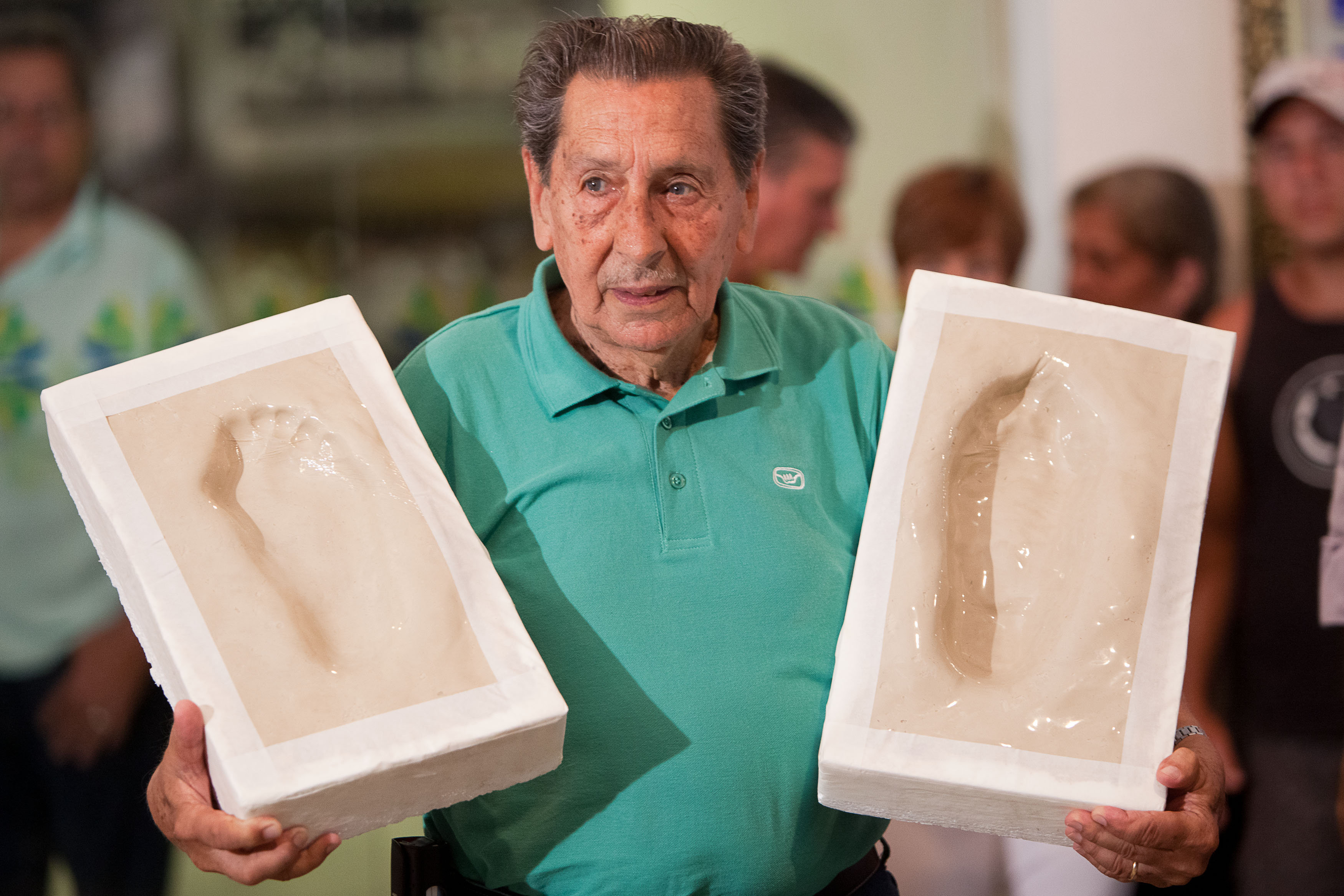 Uruguayan soccer great Alcides Ghiggia dies at 88