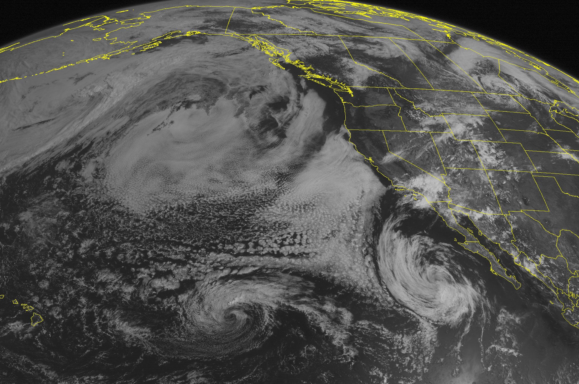 Storms close beaches, causes power outages in California