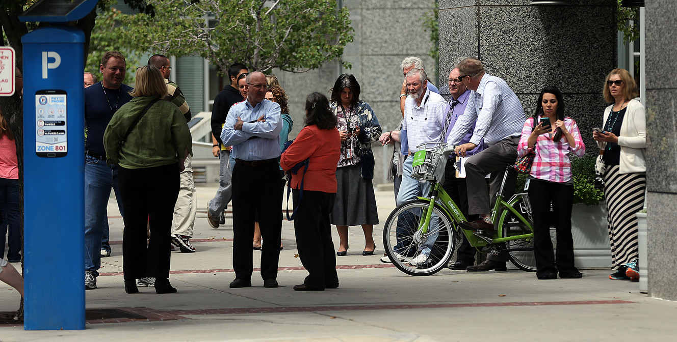 Smoke prompts evacuation of downtown SLC building