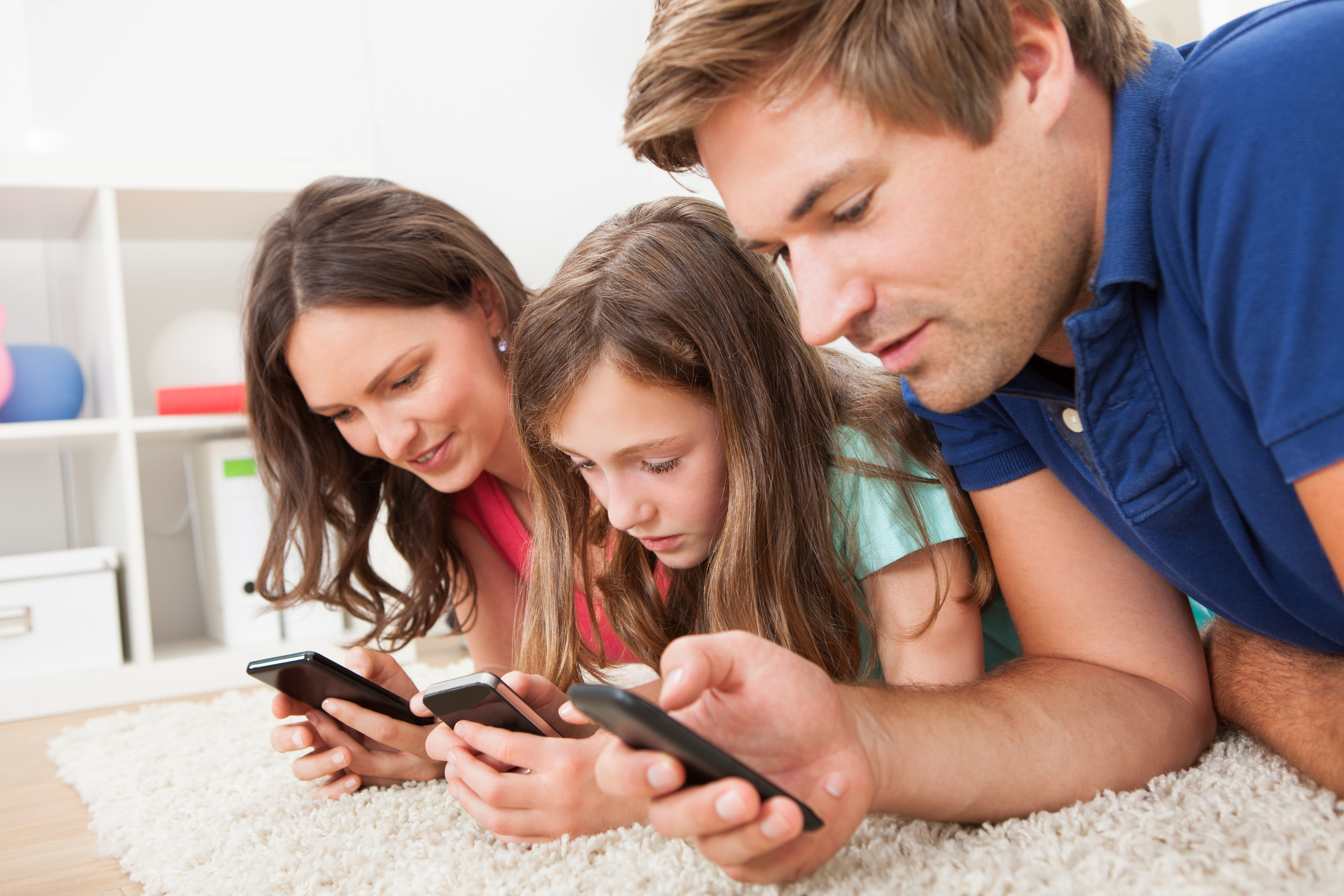 3 Android apps that take the 'mean mom' out of monitoring screen time