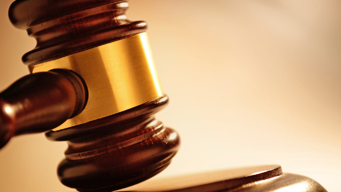 Texas objeta demanda de inmigrantes por actas de nacimiento