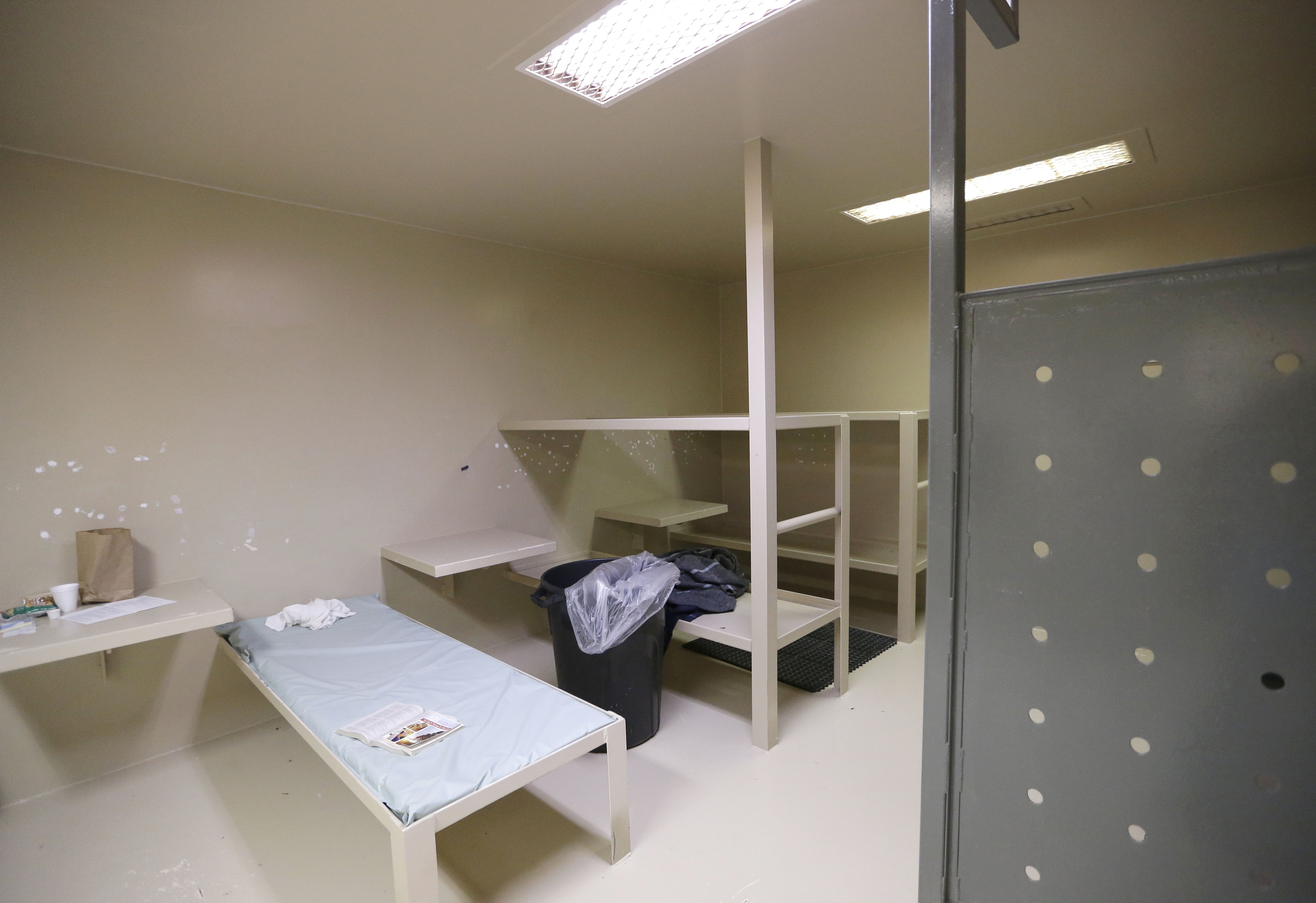Authorities point to evidence of suicide in Texas jail death