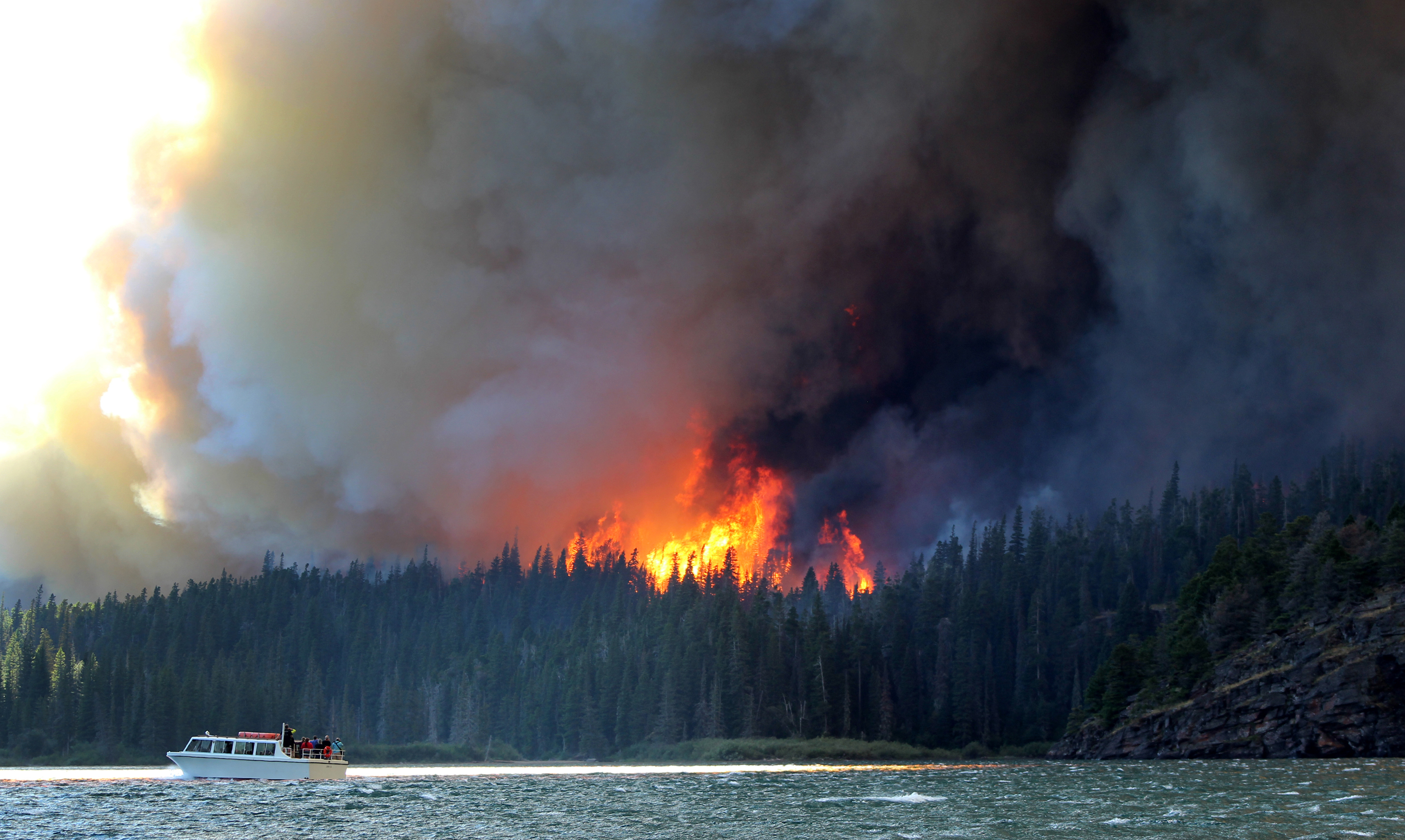 Tourists worried about fire nix Glacier National Park trips