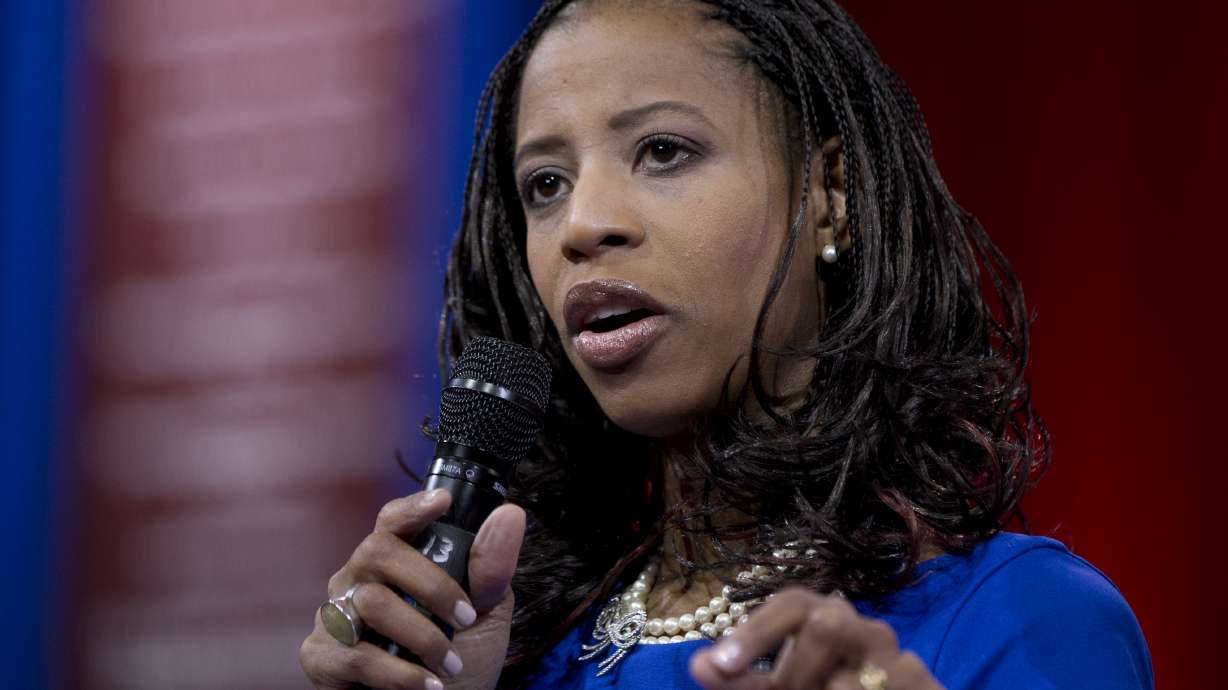 Owens outraises Love in fundraising period for House seat