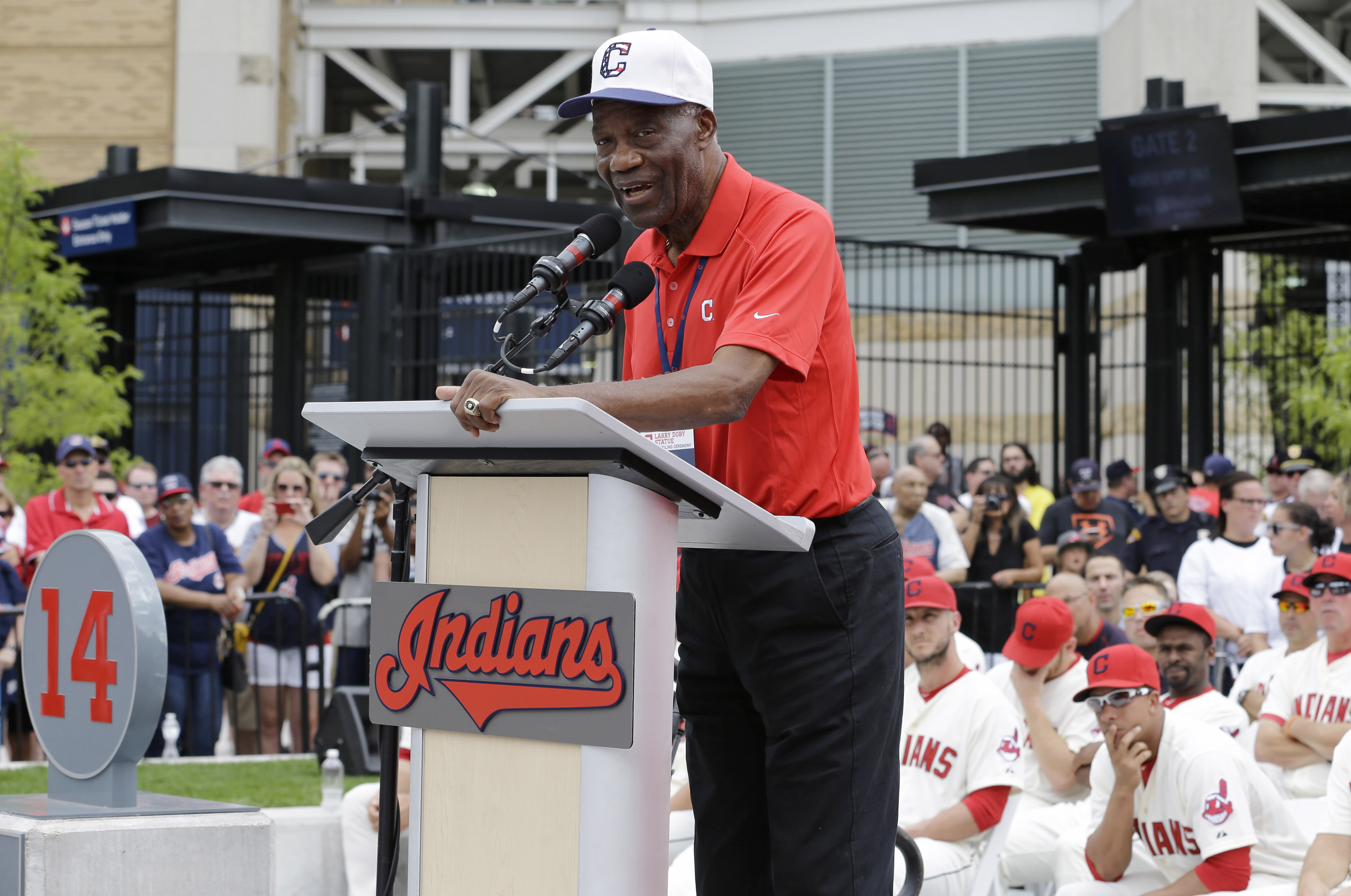Indians unveil Larry Doby statue