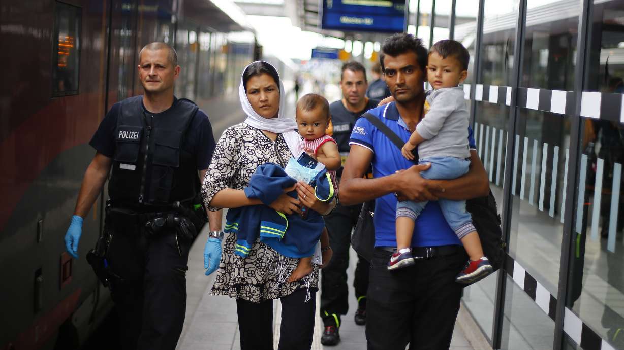 Activists warn of refugee housing crisis in German capital