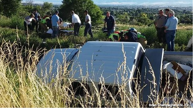 4 adolescentes de UT involucrados en accidente de ATV y camioneta; 2 terminan hospitalizados 