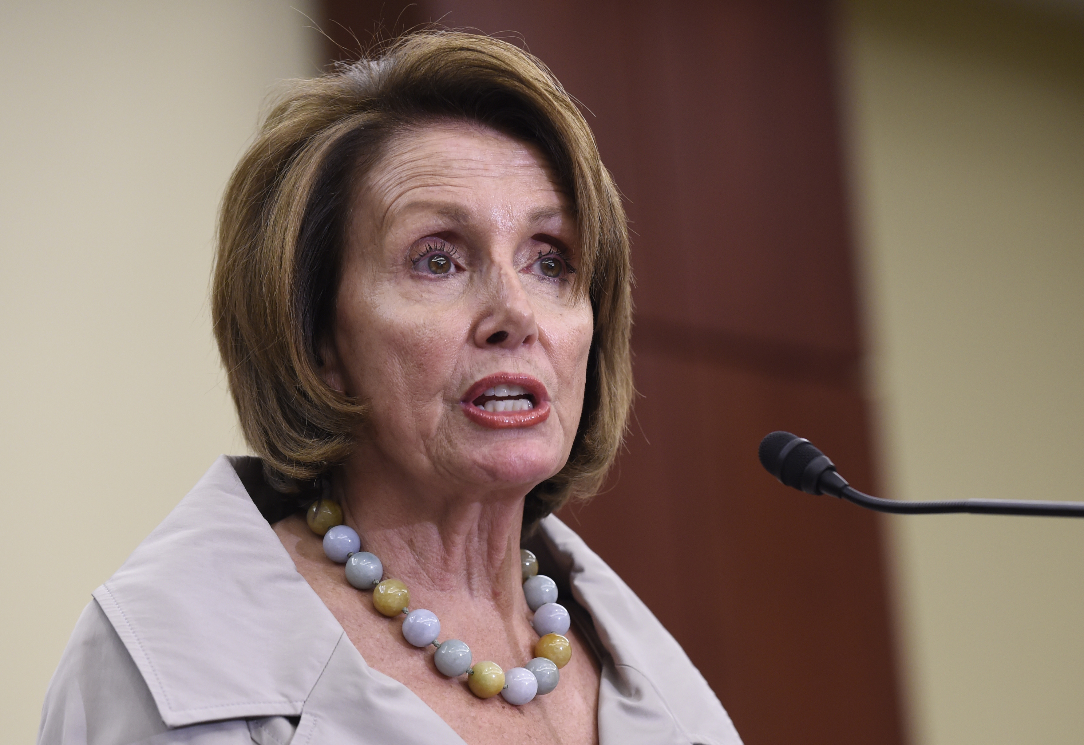 Congress heading on vacation, putting off messy decisions