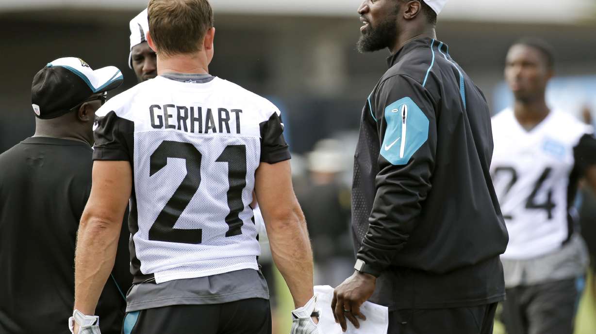 Peterson, Jones return to Jaguars as coaching interns