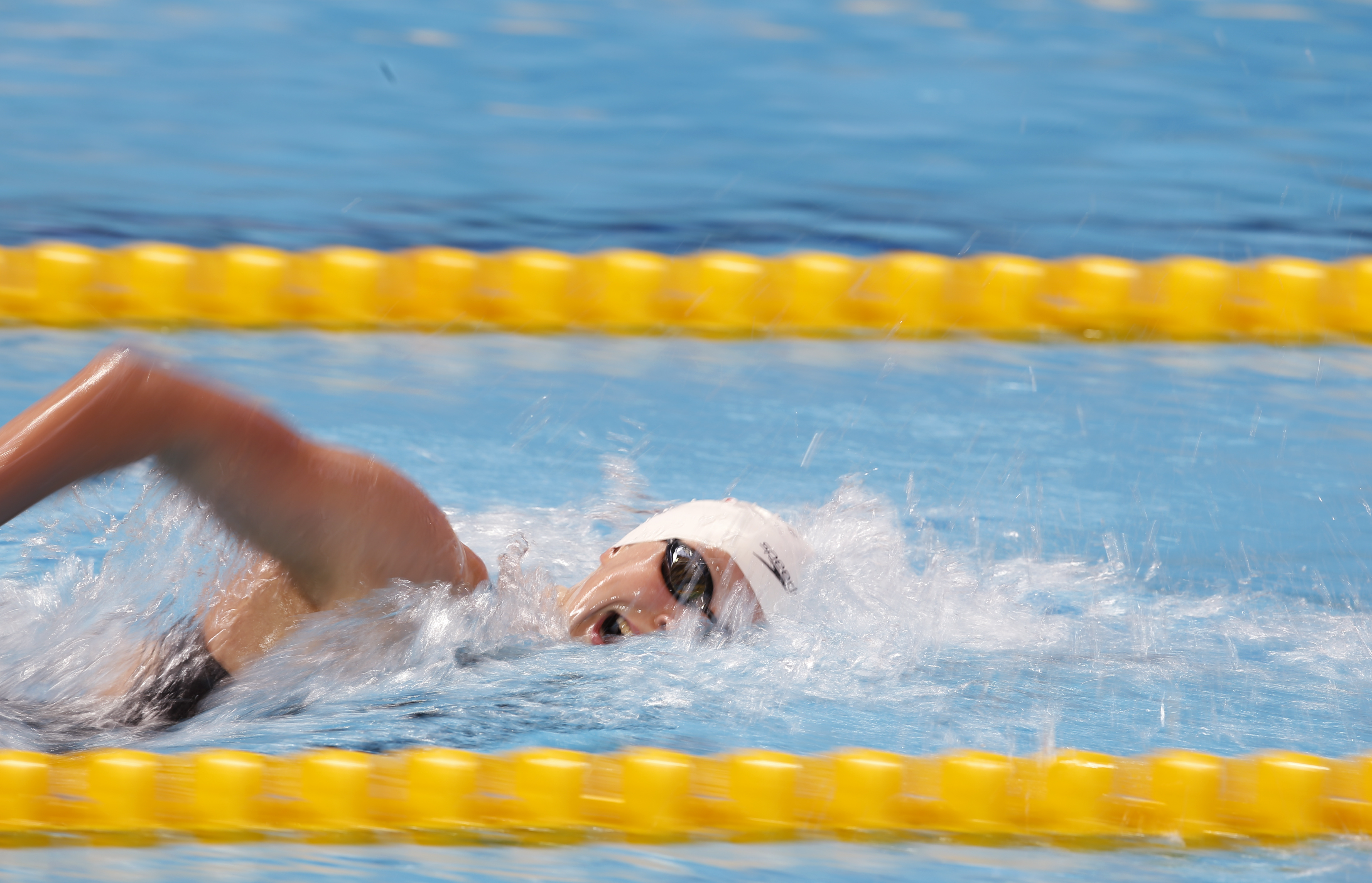 US teen Ledecky improves her own world record in 1,500 free