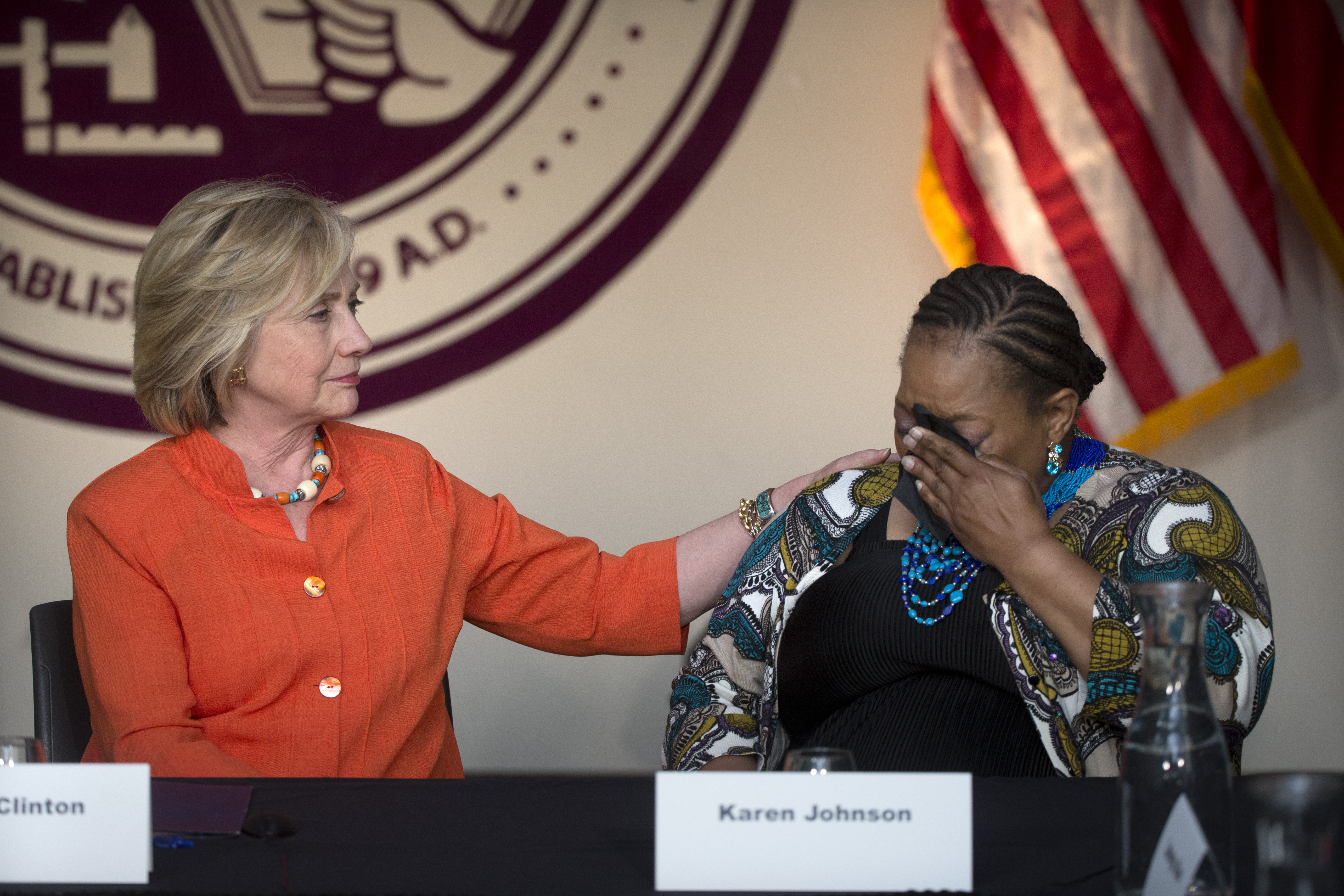 Clinton: 2016 rivals leave her 'in state of disbelief'