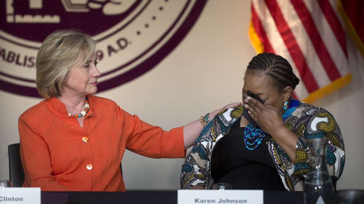 Clinton: 2016 rivals leave her 'in state of disbelief'