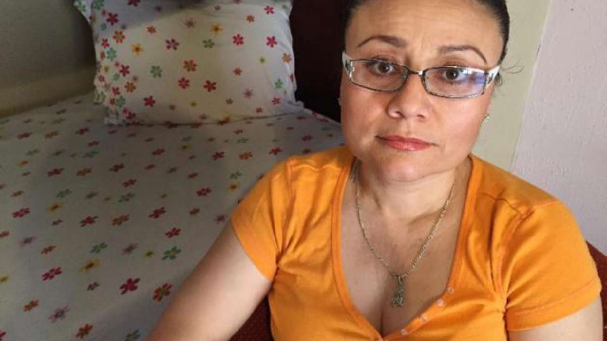 Mexicana inmigrante permanece refugiada en iglesia