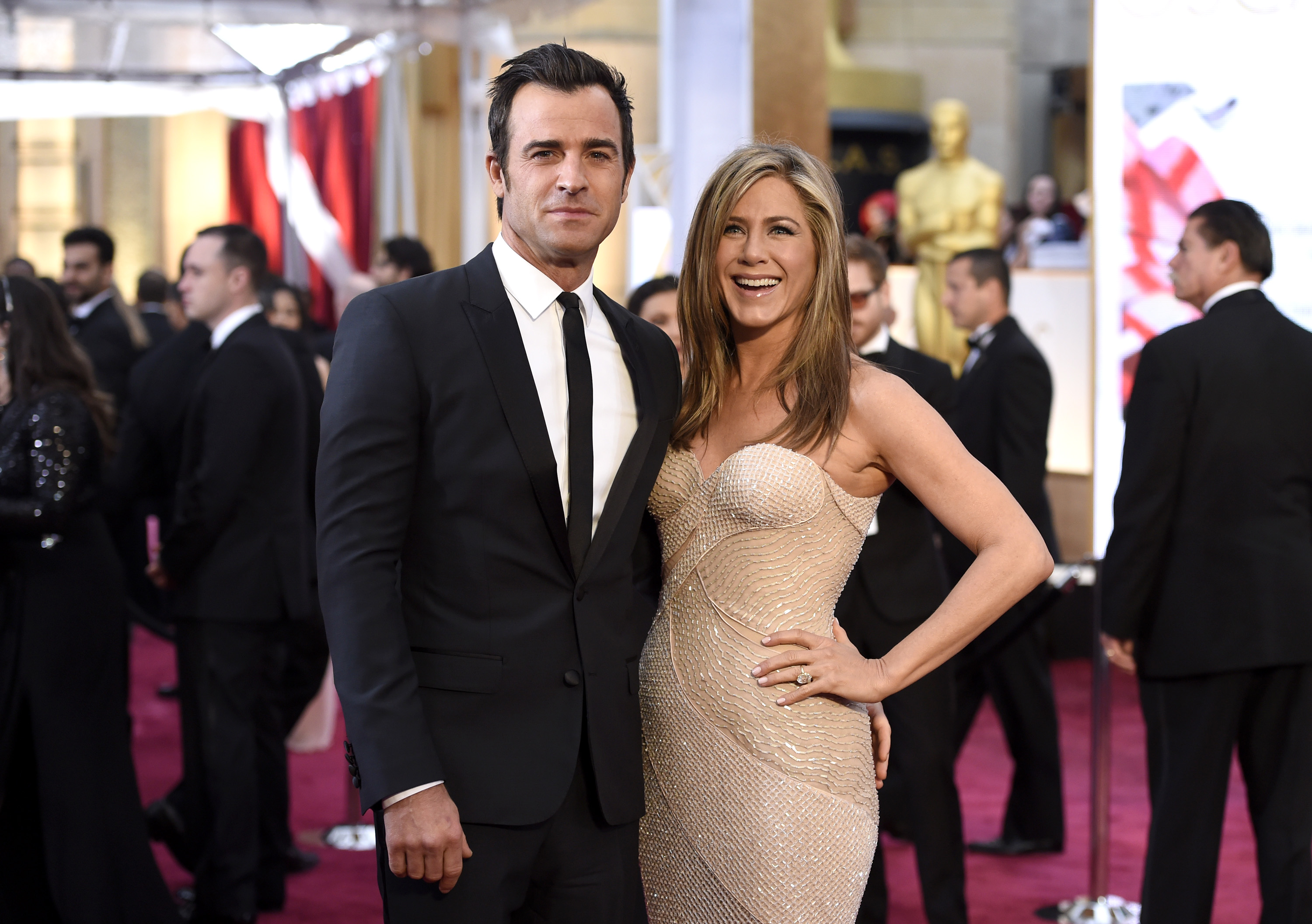 Aniston's secret wedding officiated by Kimmel, Stern says